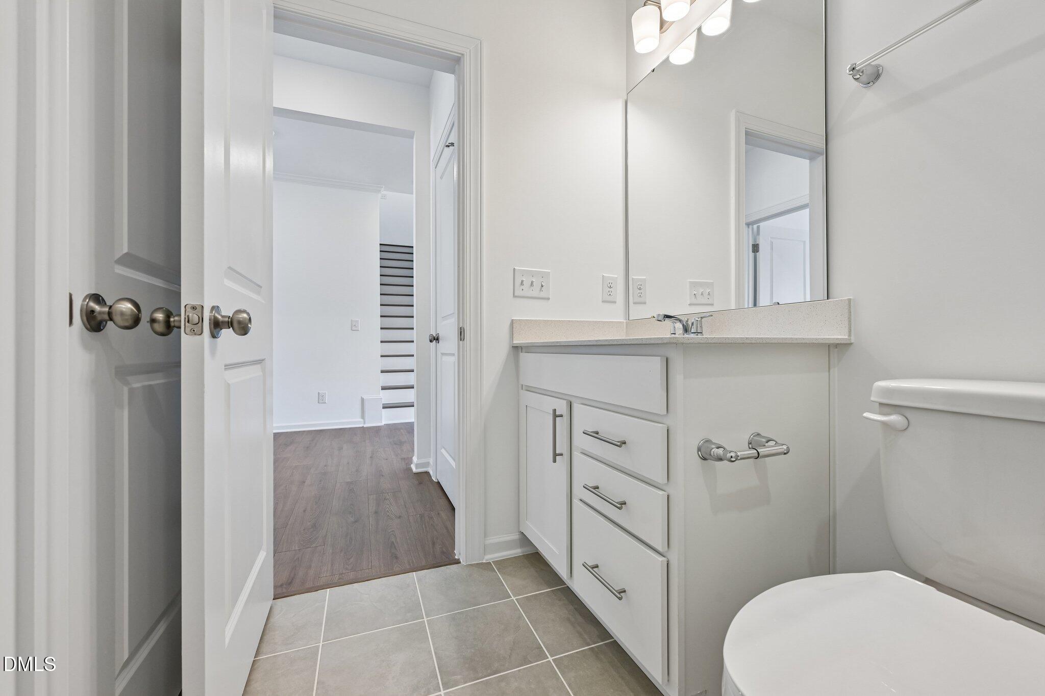 685 Sun Mdw Drive Property Photo 16