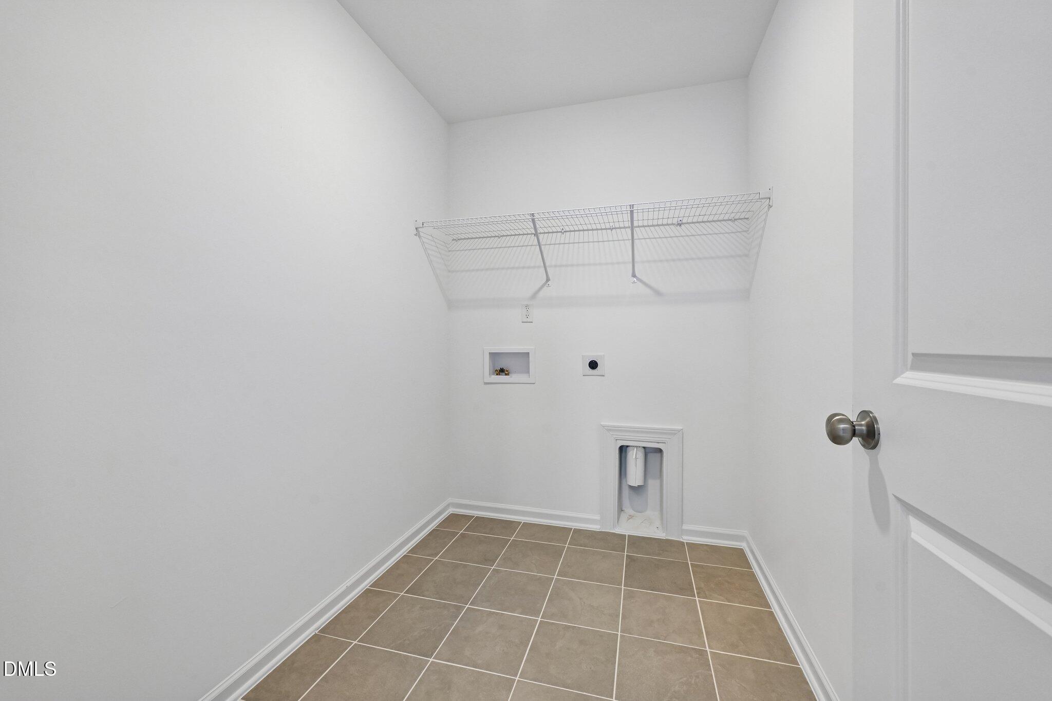 685 Sun Mdw Drive Property Photo 31