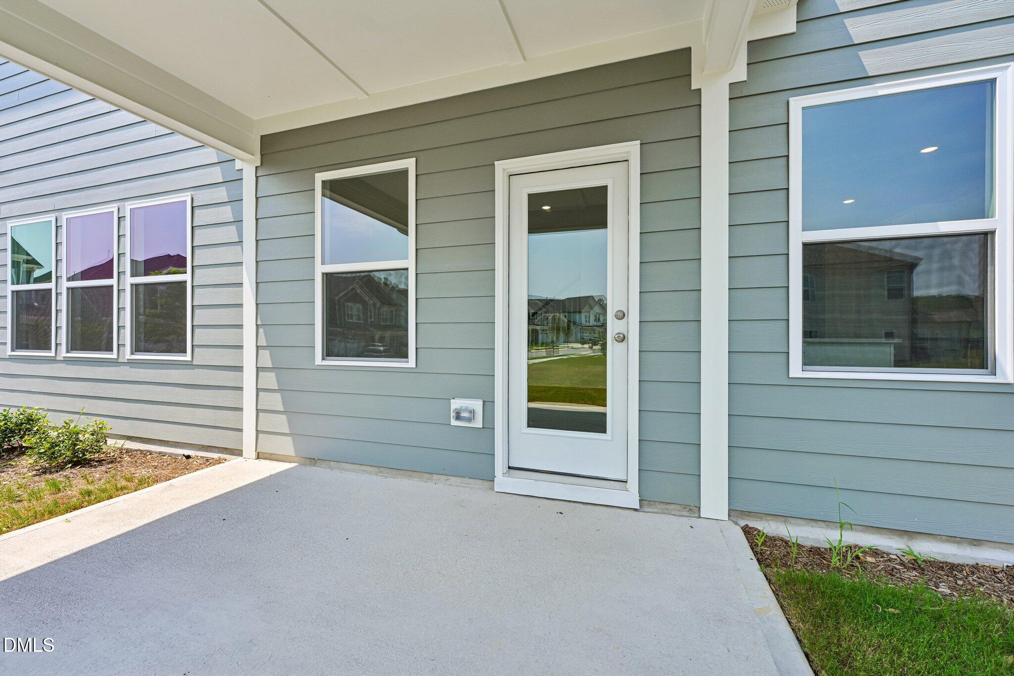 685 Sun Mdw Drive Property Photo 34