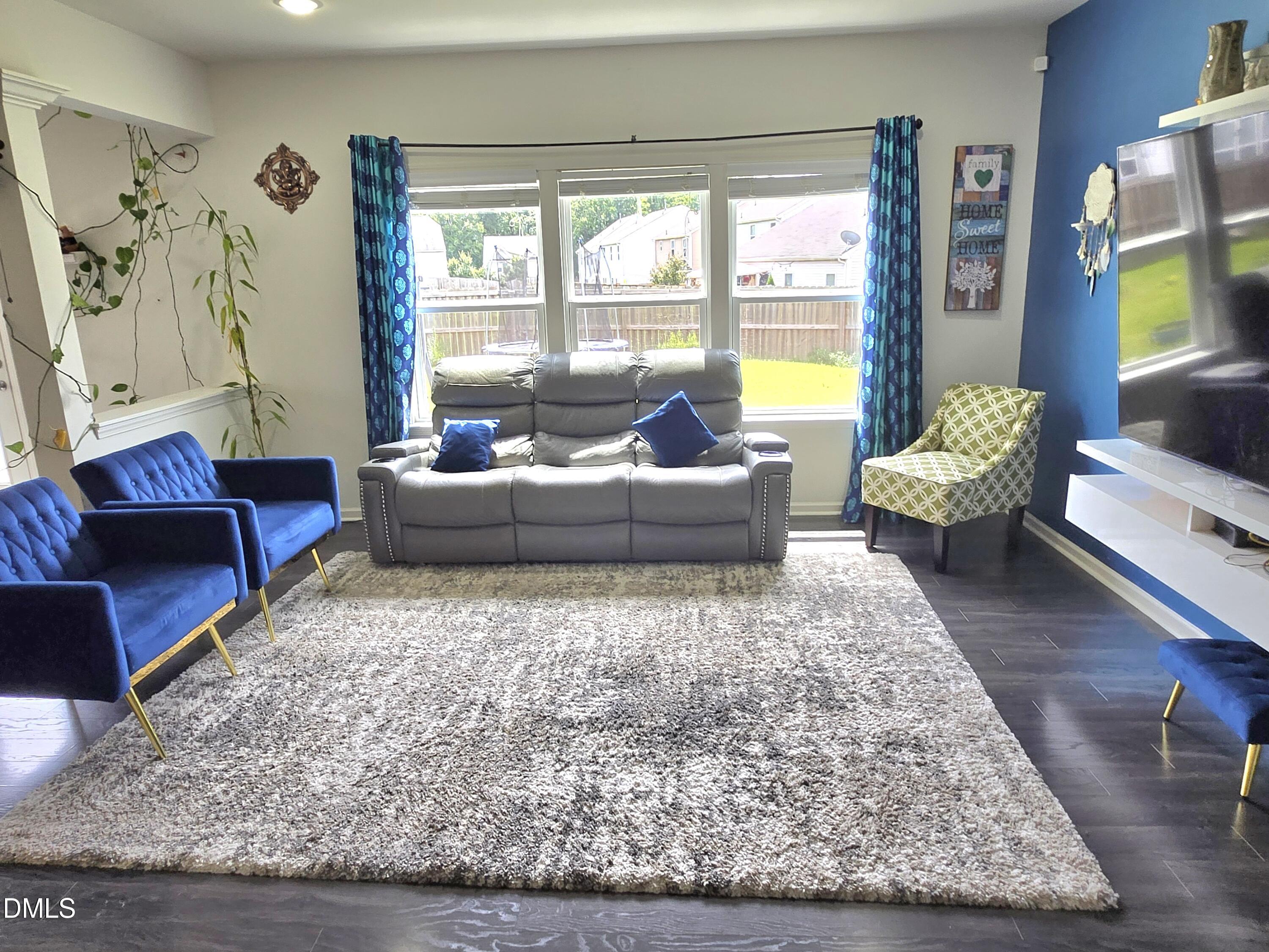 307 Crusaders Drive Property Photo 8