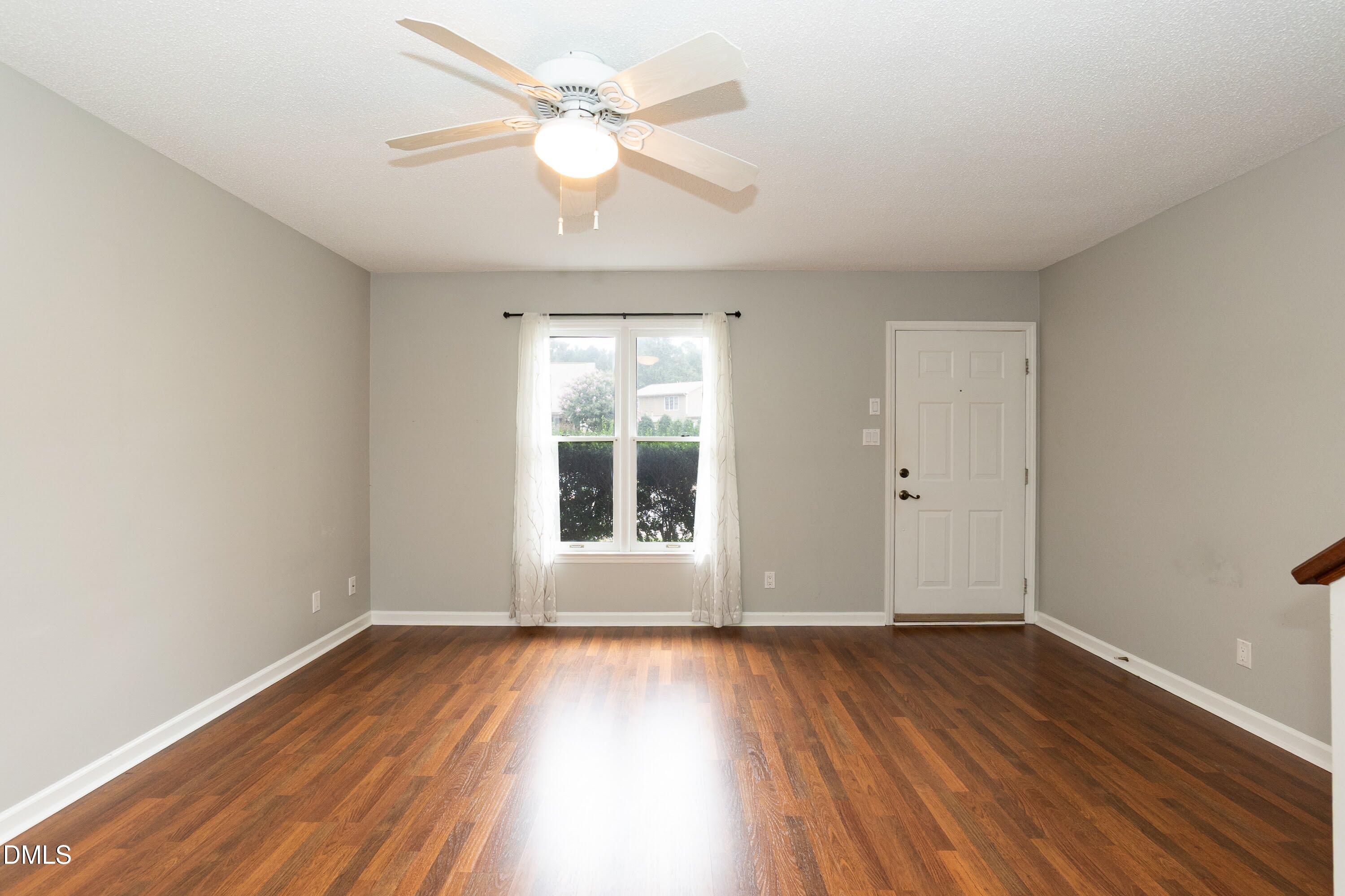 61 Crystal Oaks Court Property Photo 5