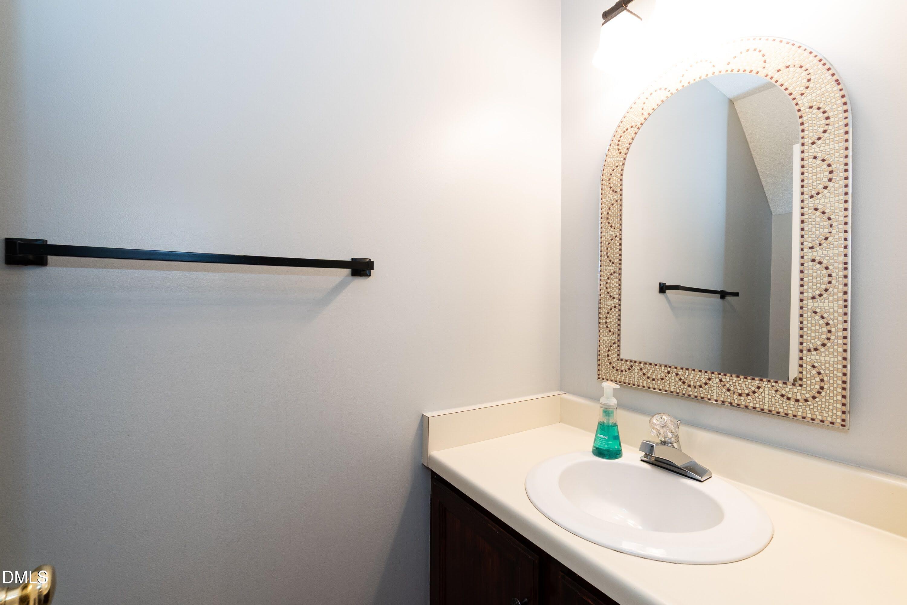 61 Crystal Oaks Court Property Photo 16