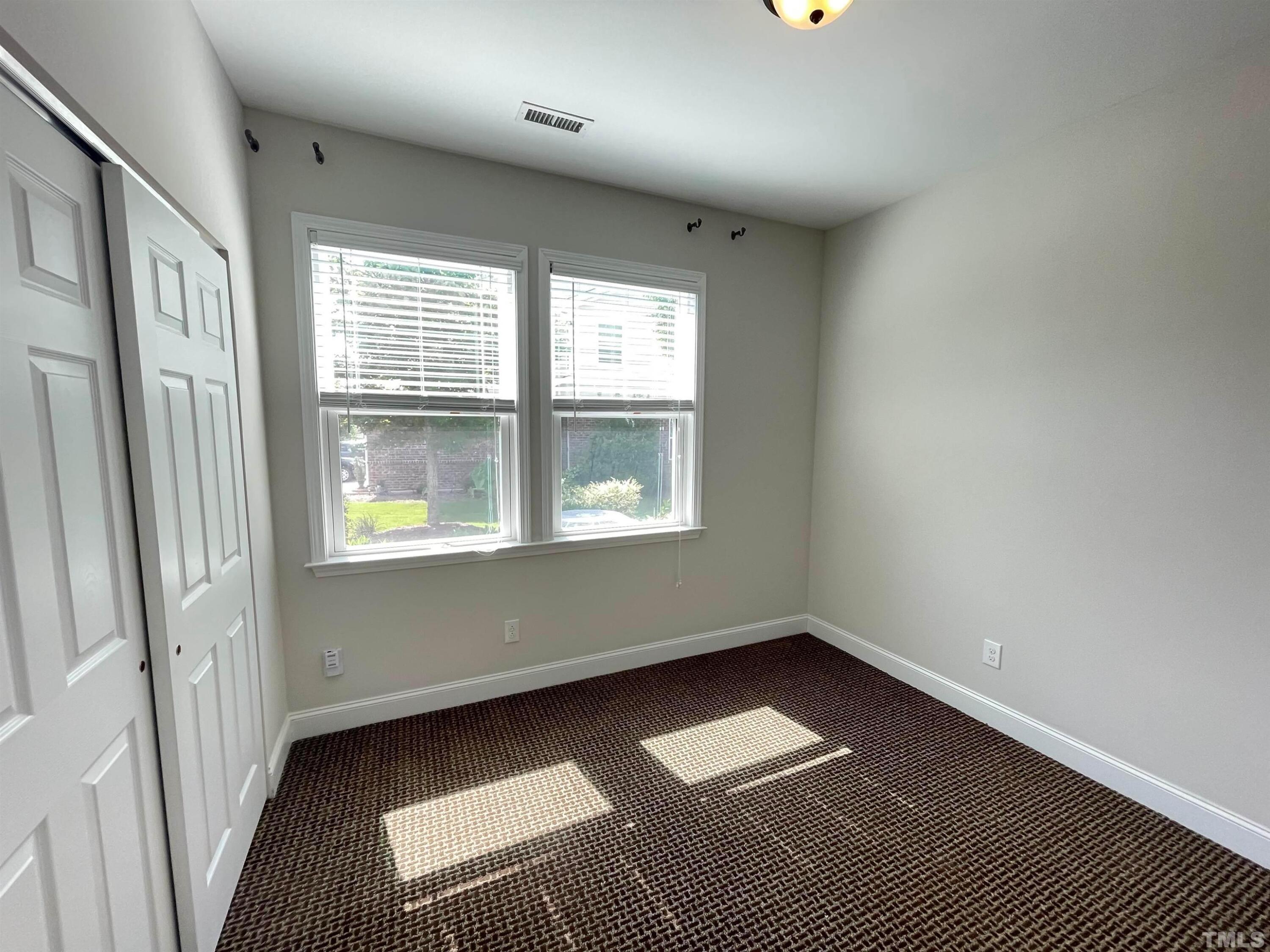 1454 Glenwater Drive Property Photo 10