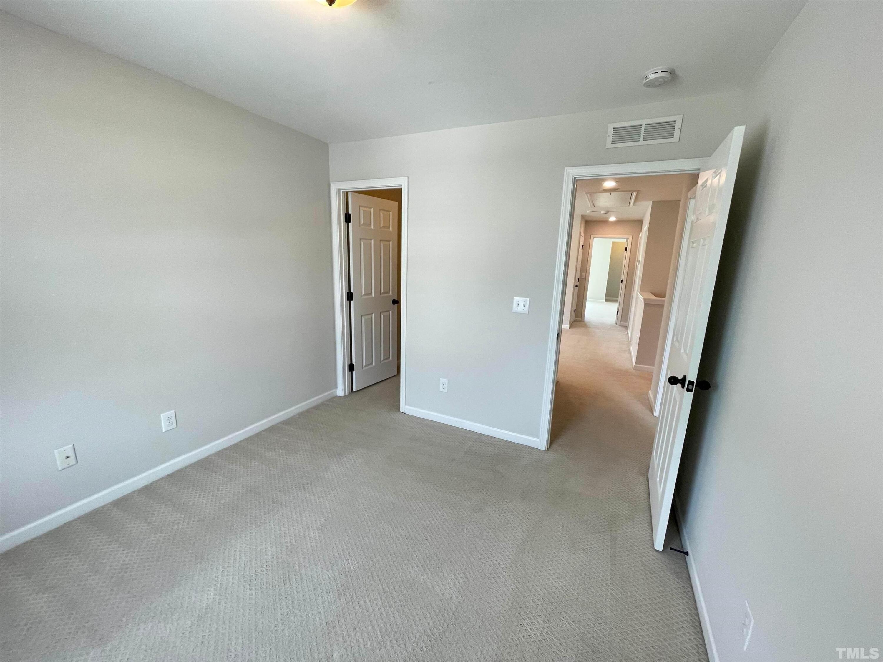 1454 Glenwater Drive Property Photo 15