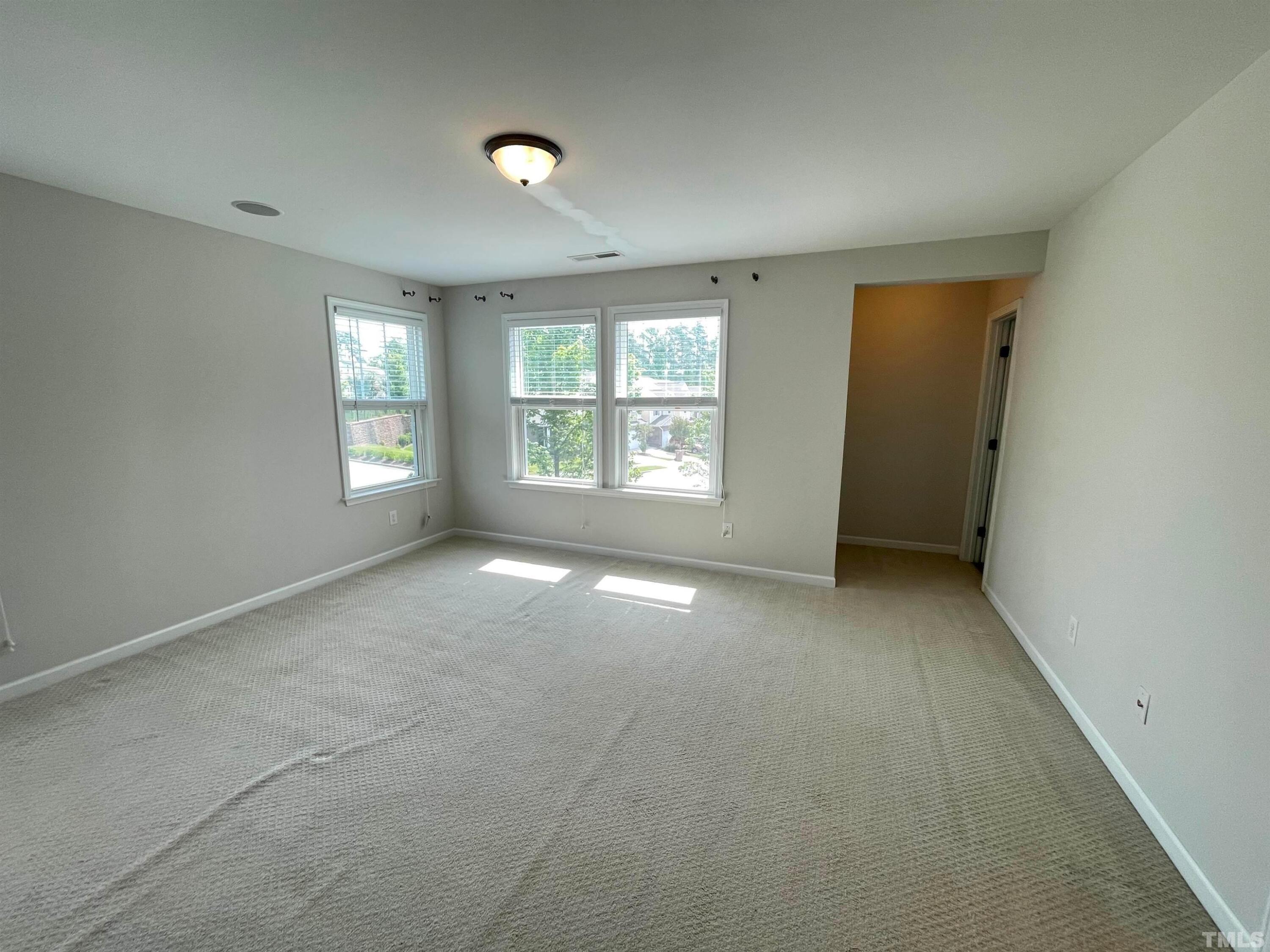1454 Glenwater Drive Property Photo 20