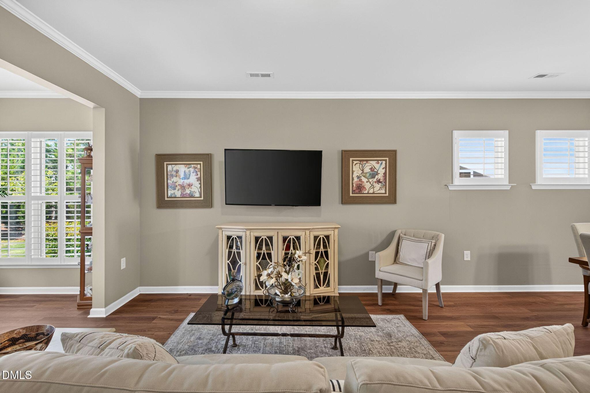 209 Rosedale Creek Drive Property Photo 13