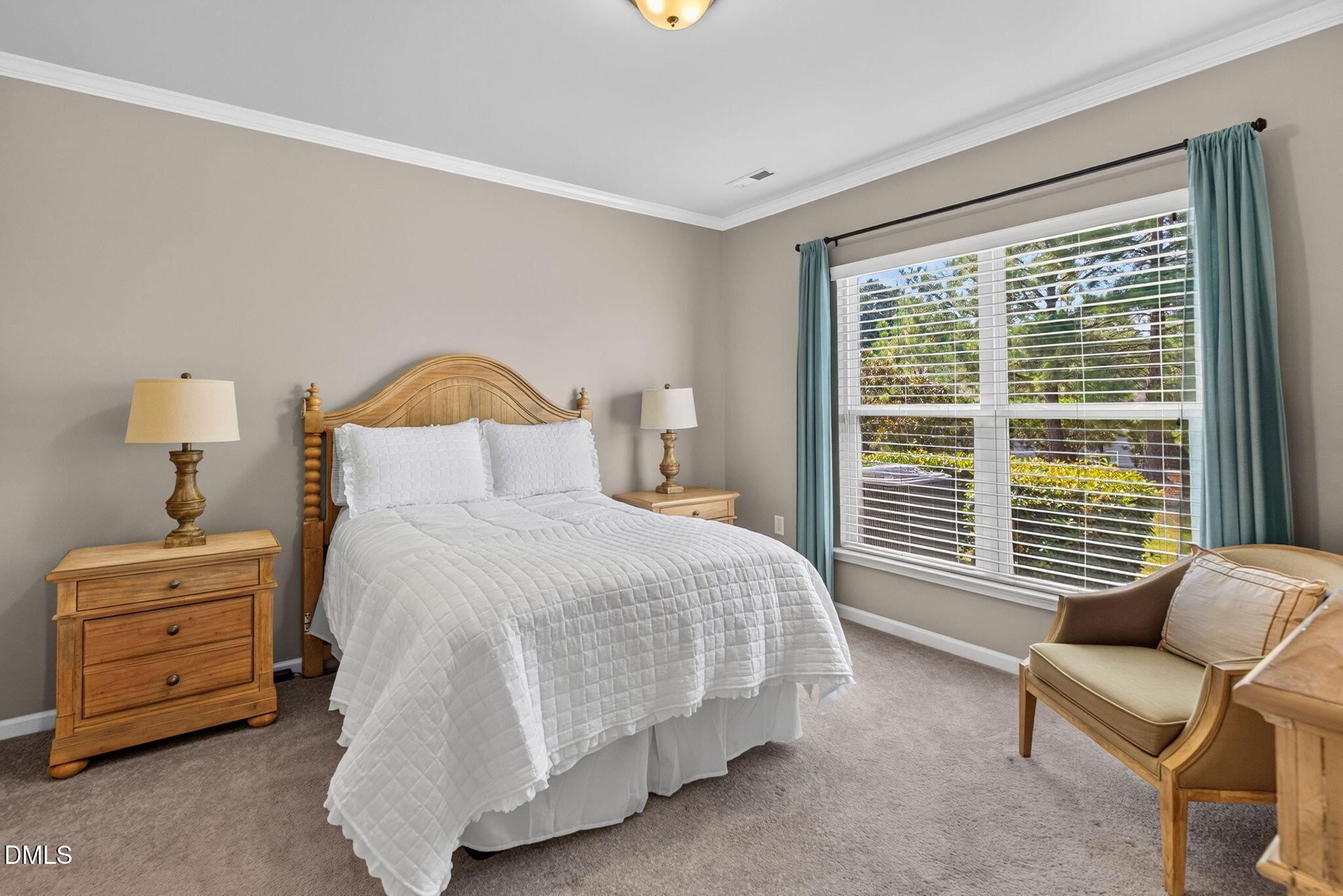 209 Rosedale Creek Drive Property Photo 16