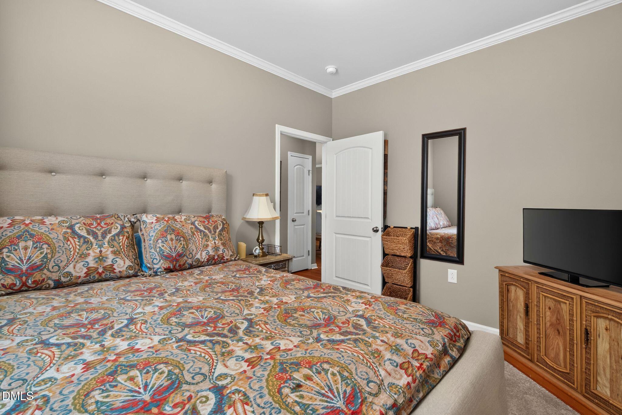 209 Rosedale Creek Drive Property Photo 18