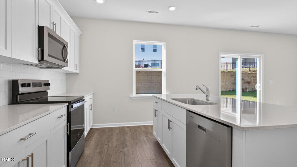 238 Saddle Mare Street Property Photo 6