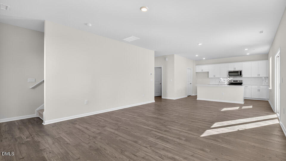 238 Saddle Mare Street Property Photo 11