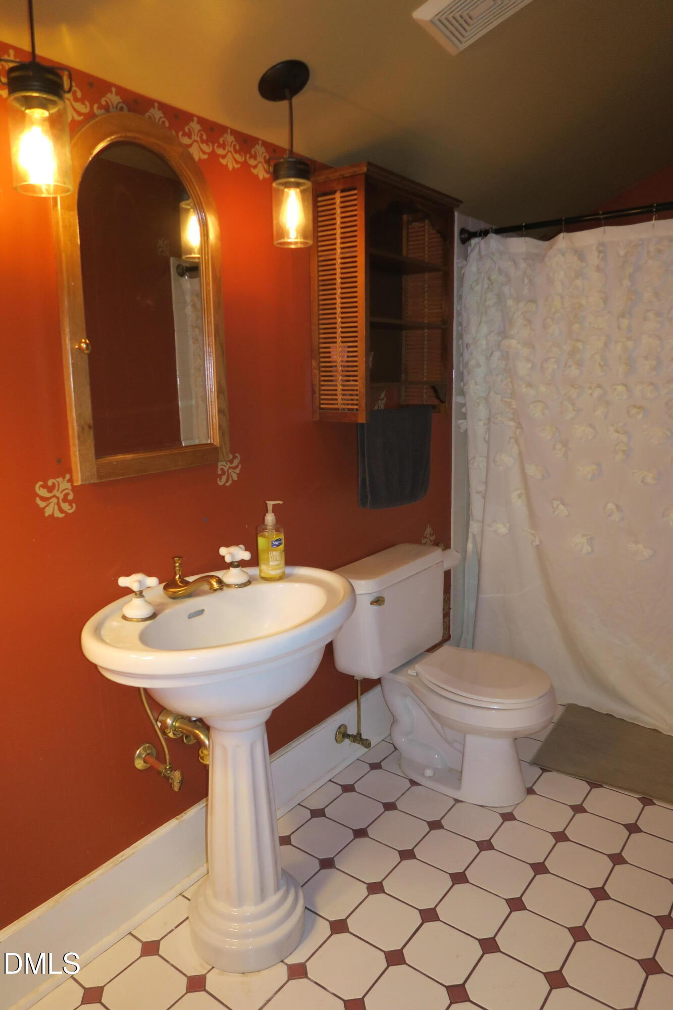 4611 Old Beulah Road Property Photo 17