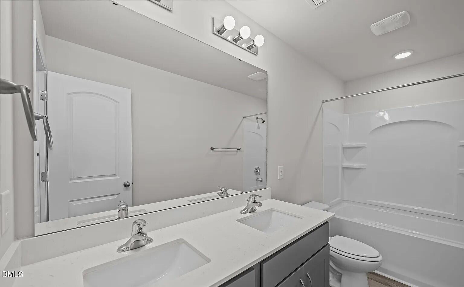 213 Slatestone Road Property Photo 13