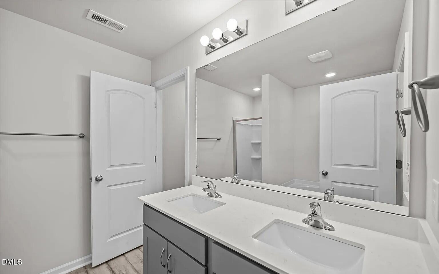 213 Slatestone Road Property Photo 18