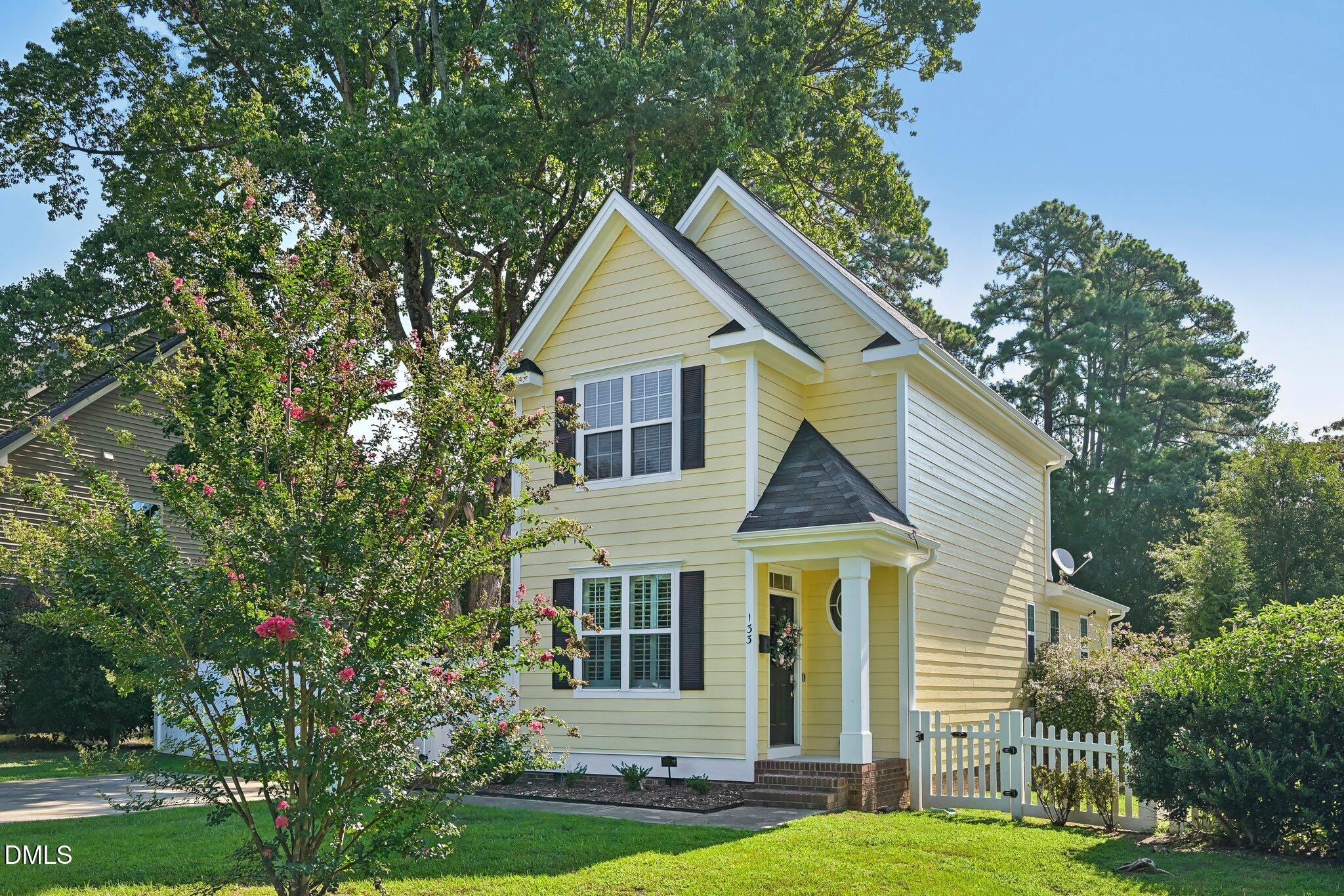 133 Raleigh Street Property Photo 4
