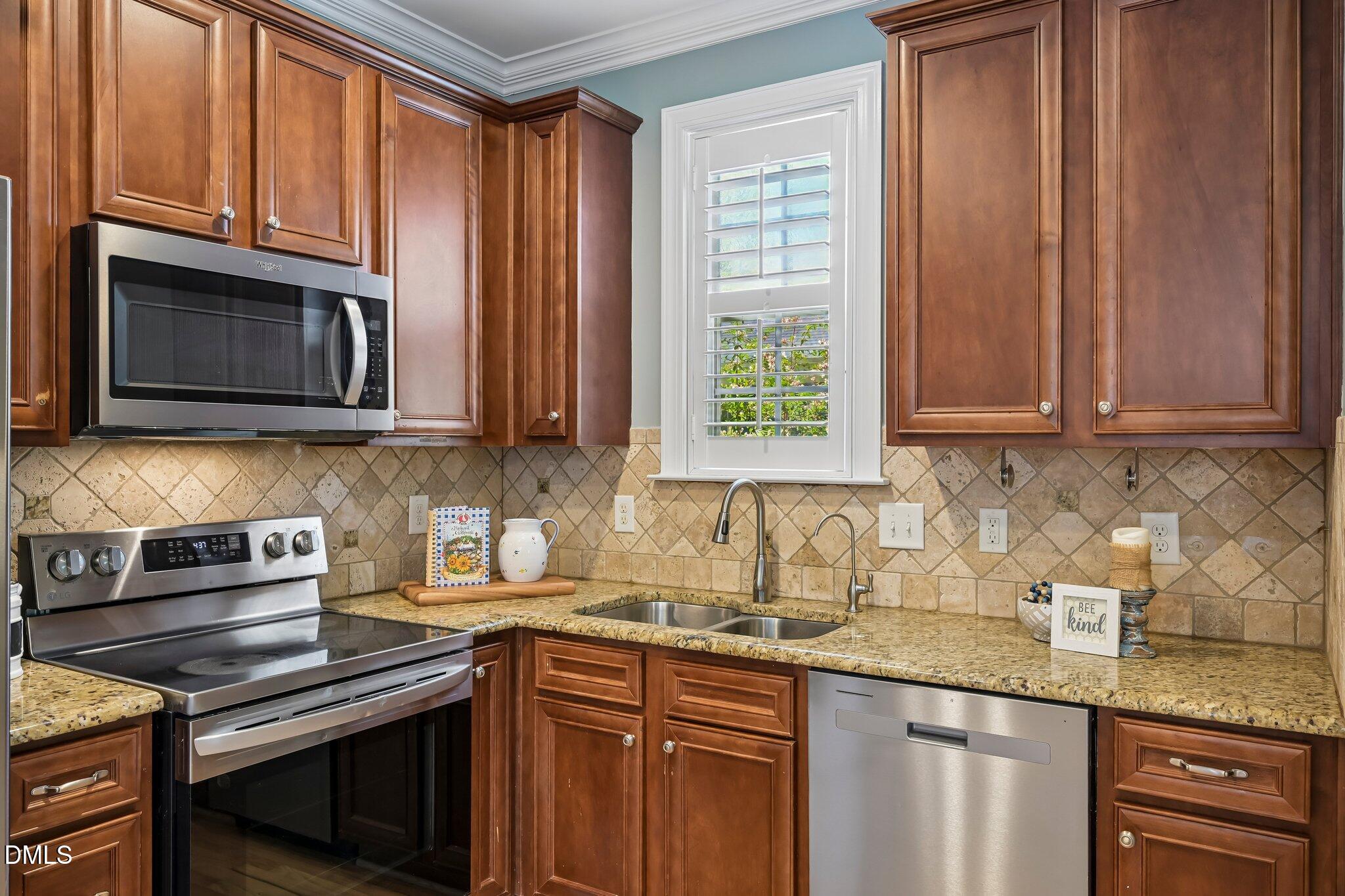 133 Raleigh Street Property Photo 14