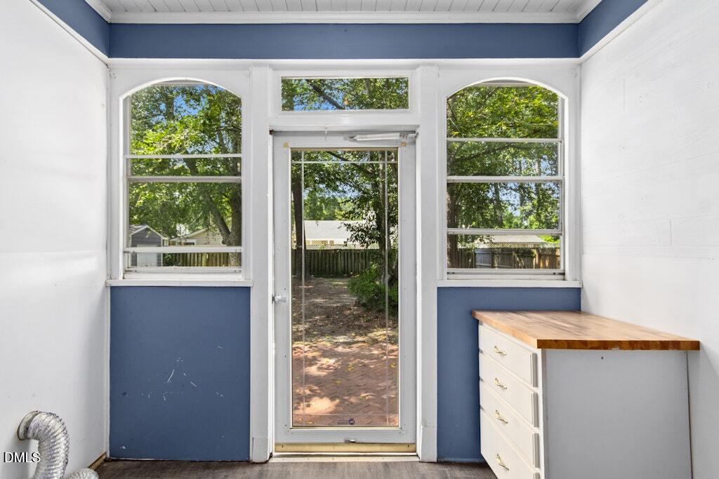 1106 S 1st Street Property Photo 19