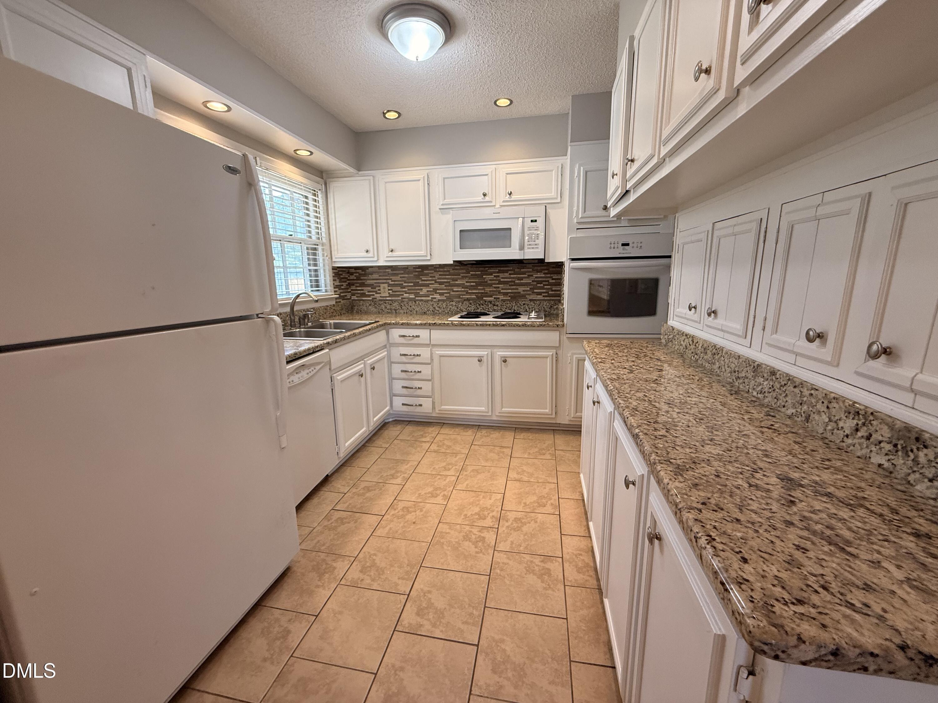 803 W Morris Circle Property Photo 11