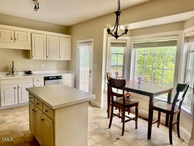 6620 Professor Street Property Photo 7