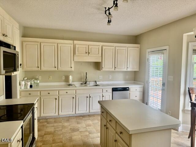 6620 Professor Street Property Photo 8