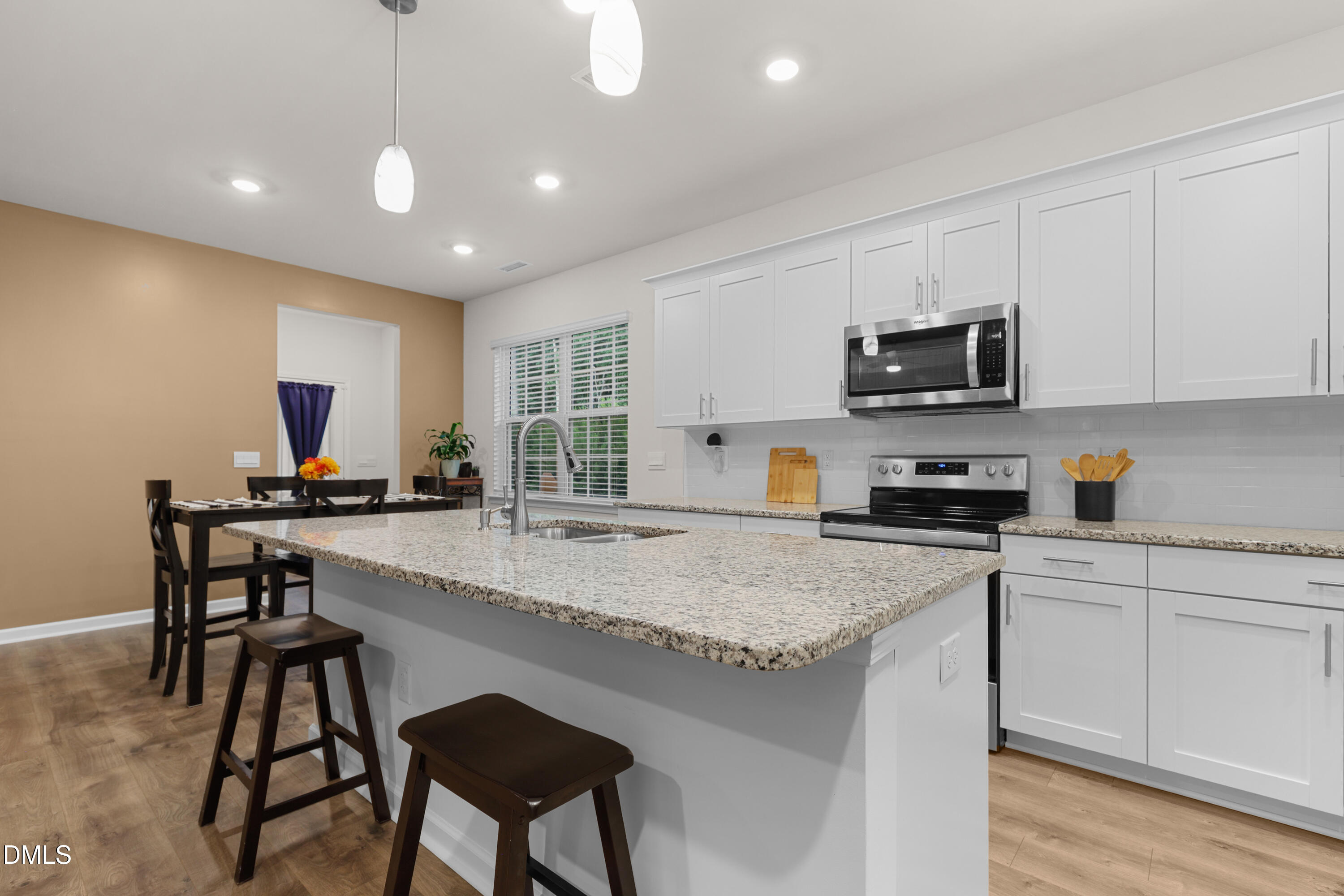 400 Haywood Glen Drive Property Photo 11
