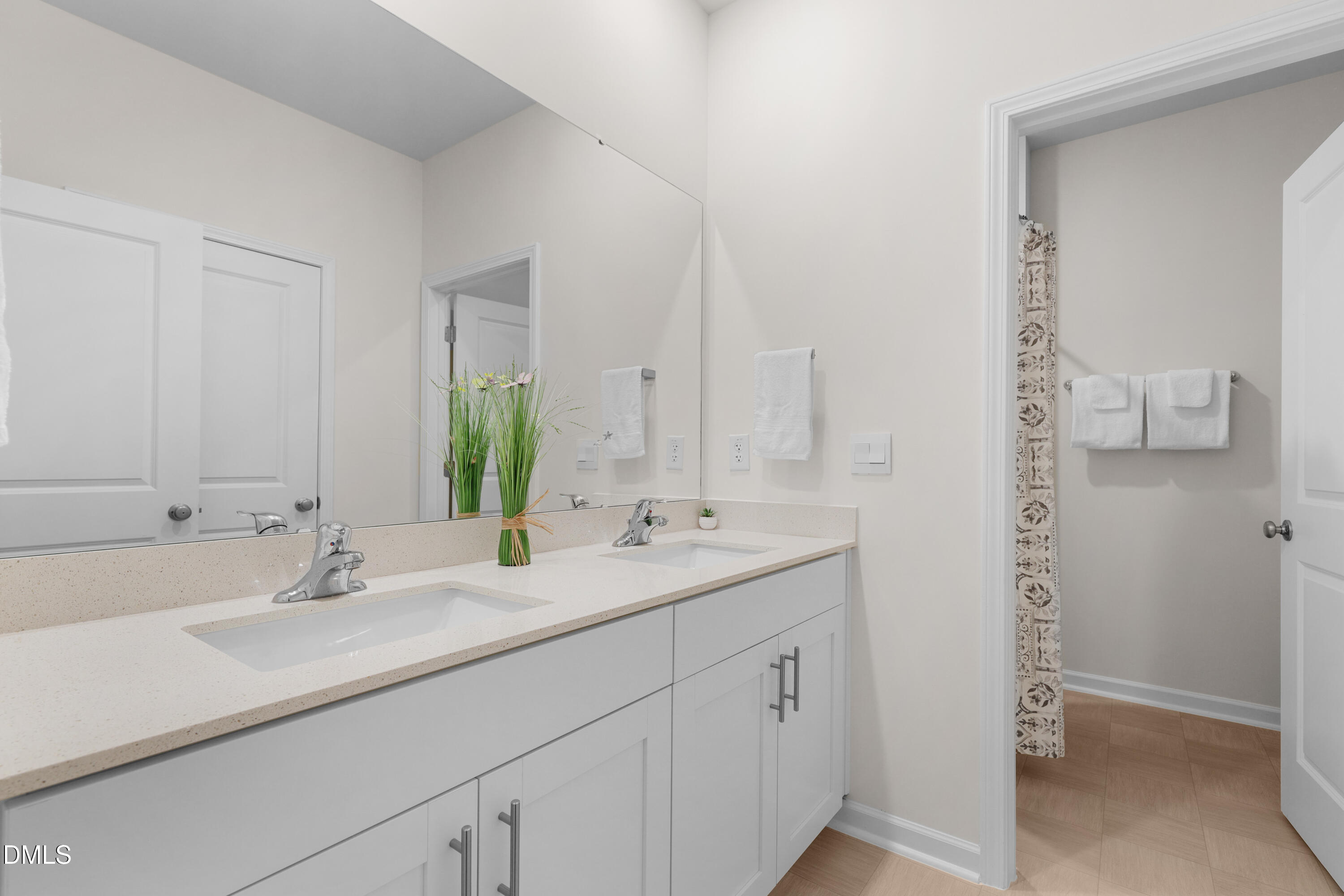 400 Haywood Glen Drive Property Photo 35