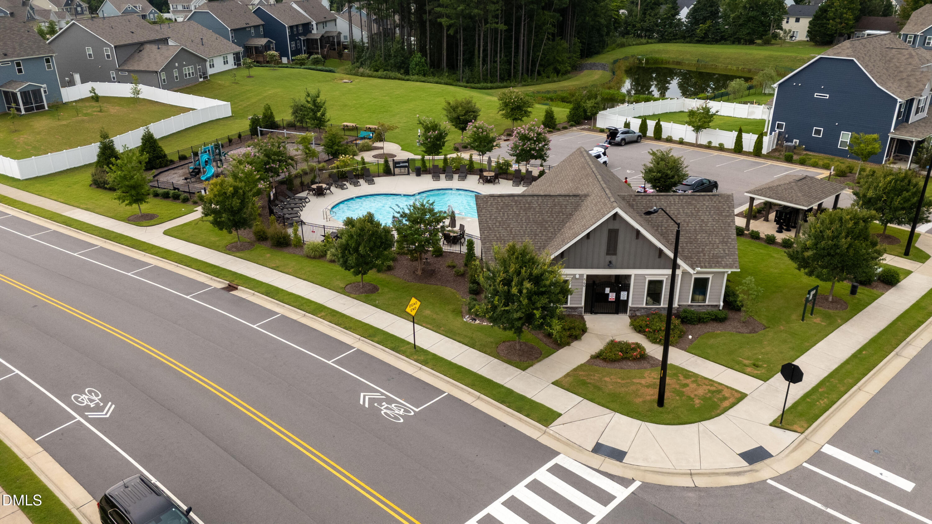 400 Haywood Glen Drive Property Photo 44