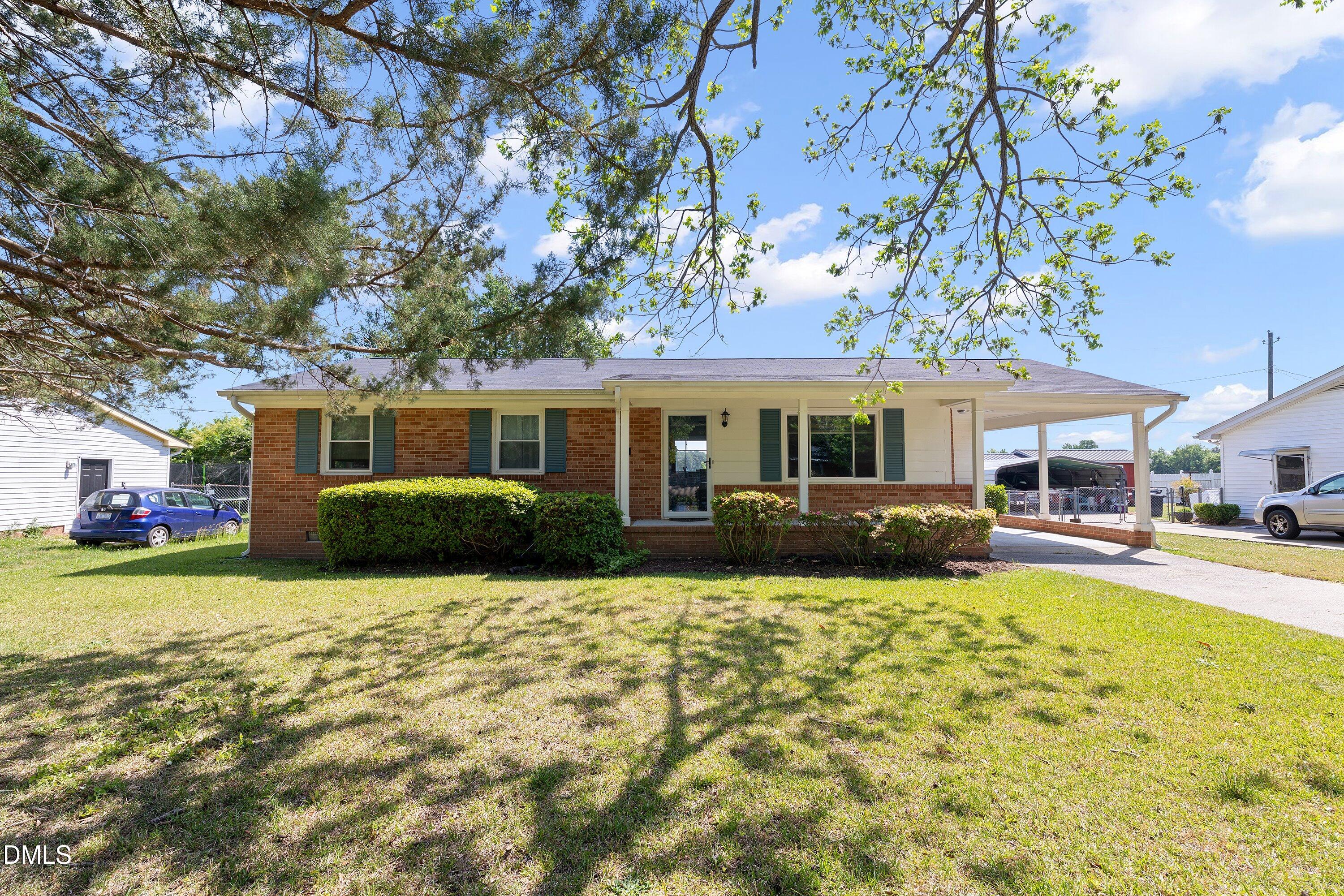 2103 Michael Lane Property Photo 1
