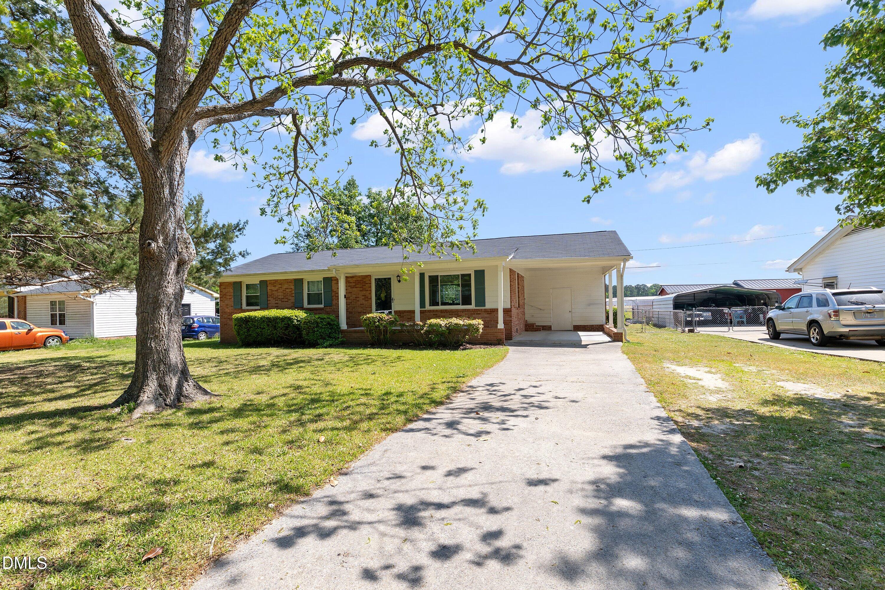2103 Michael Lane Property Photo 2