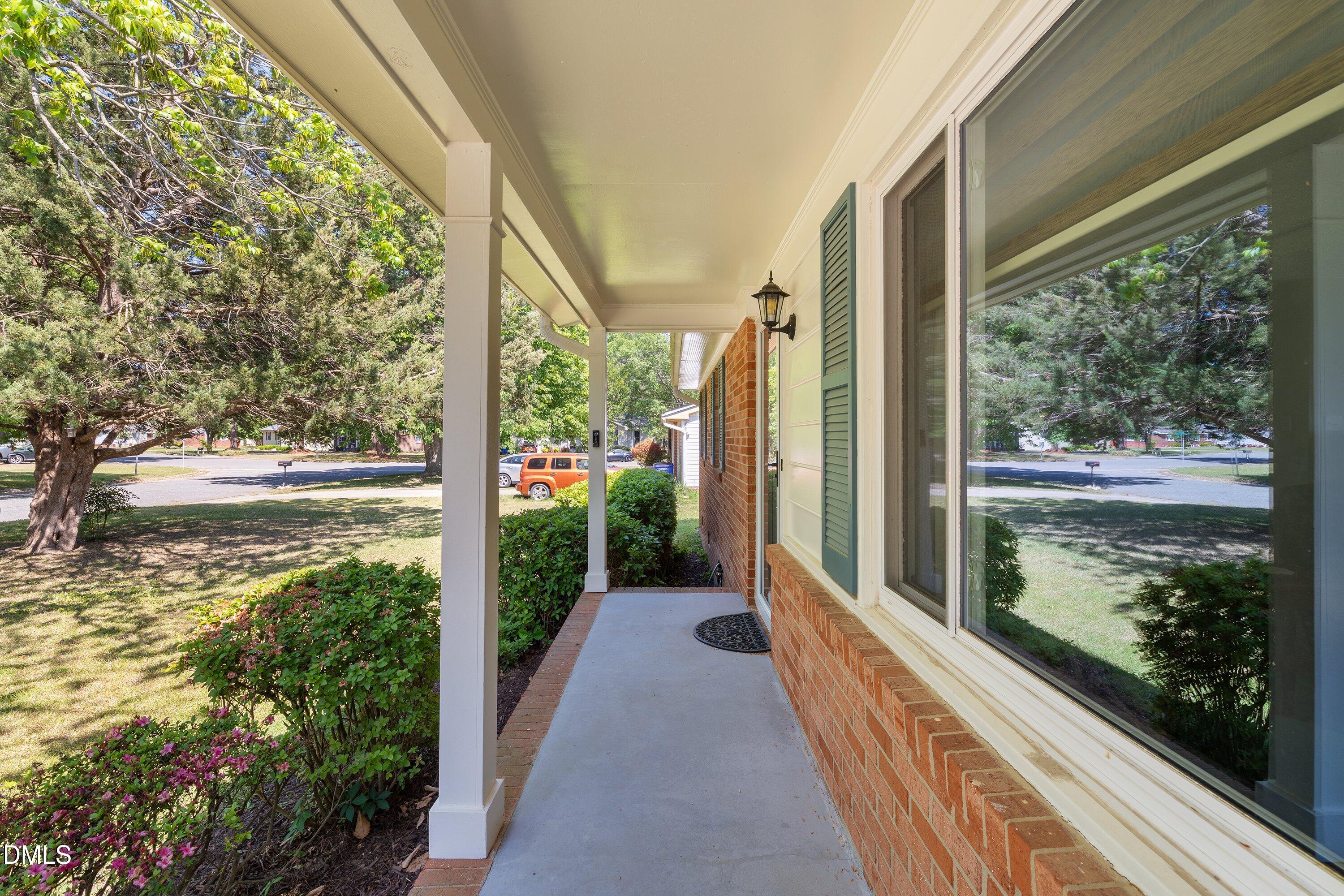 2103 Michael Lane Property Photo 5