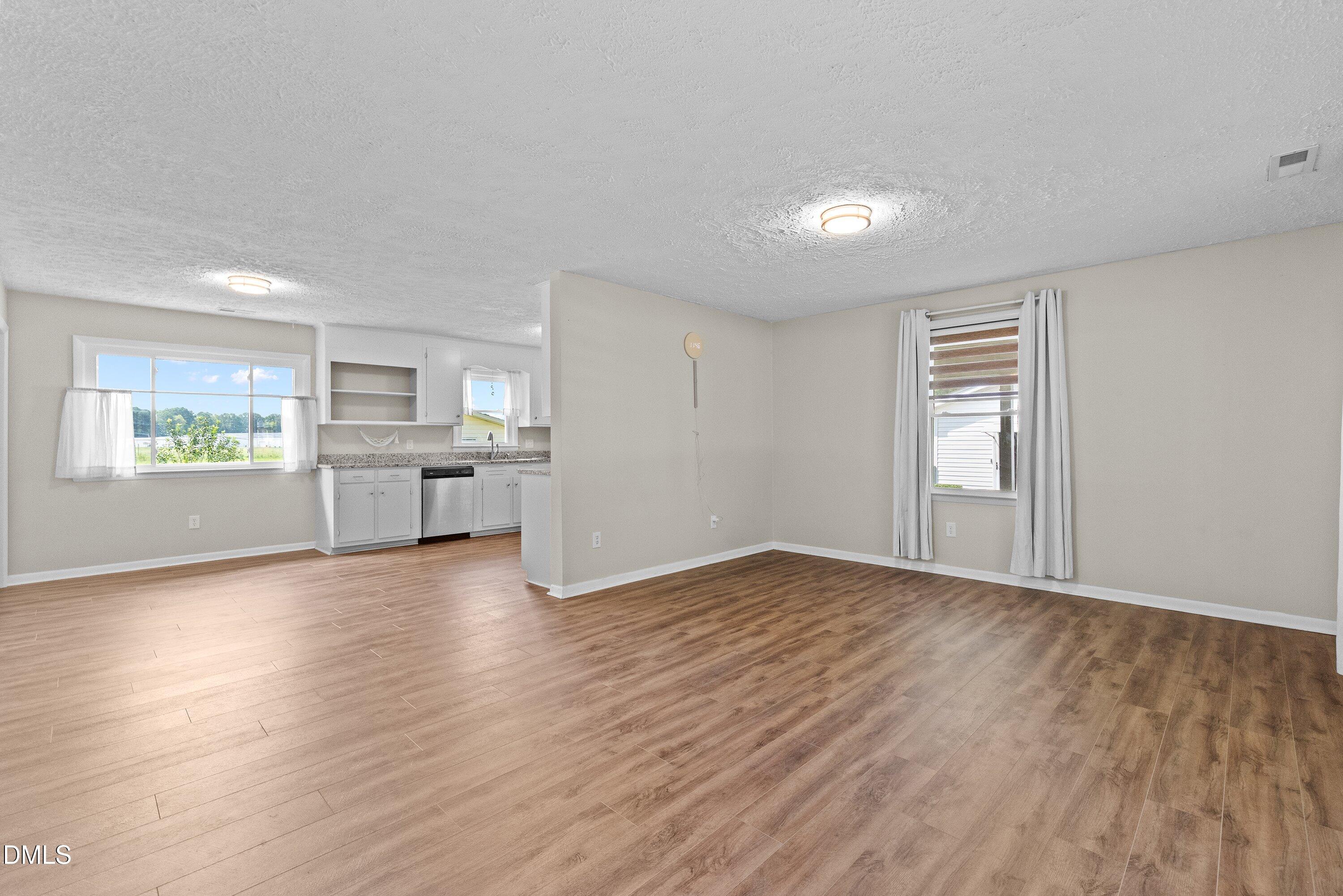 2103 Michael Lane Property Photo 7