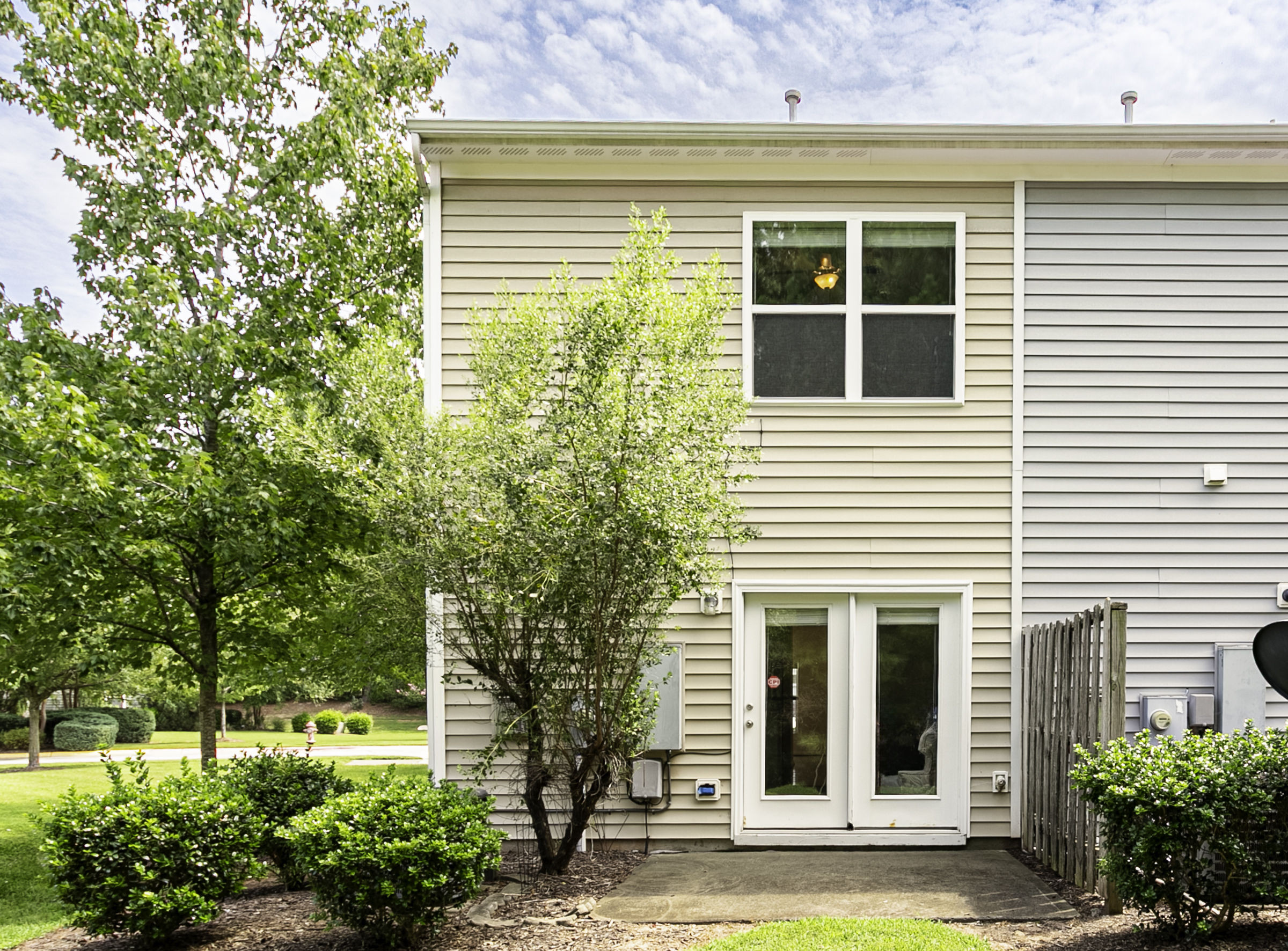 1606 Holly Grove Way Property Photo 4