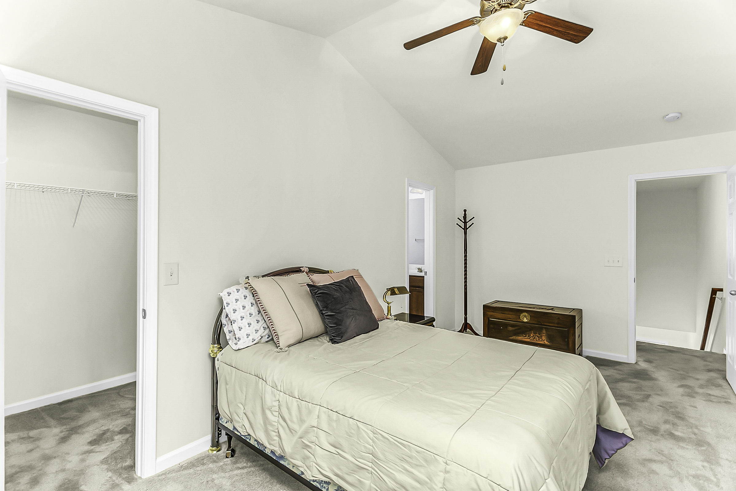 1606 Holly Grove Way Property Photo 16