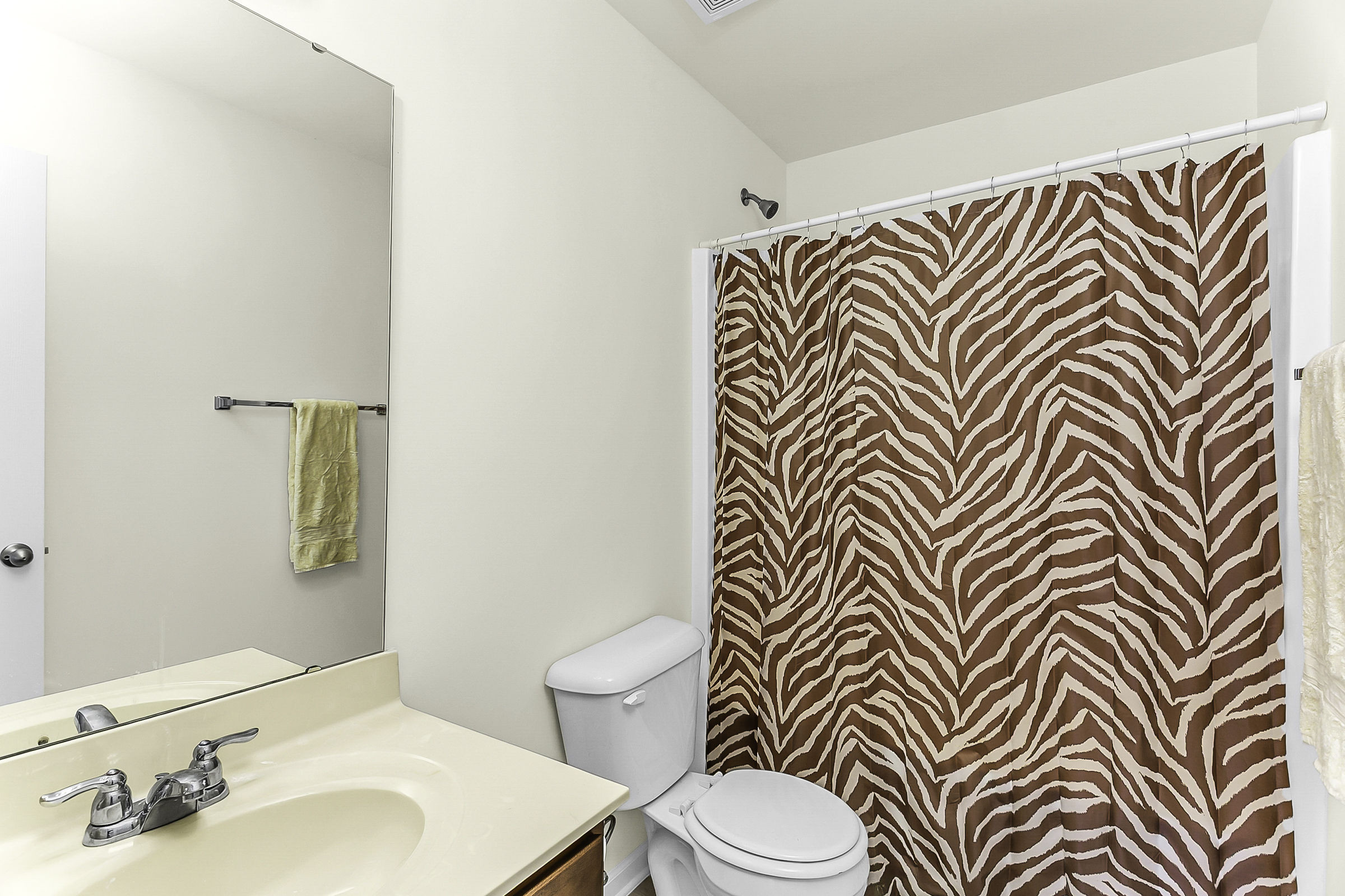 1606 Holly Grove Way Property Photo 22