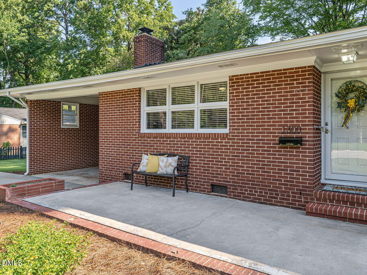 1300 Lakeside Drive Property Photo 2
