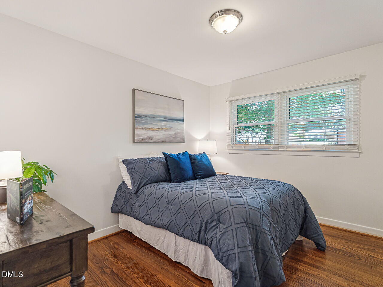 1300 Lakeside Drive Property Photo 17