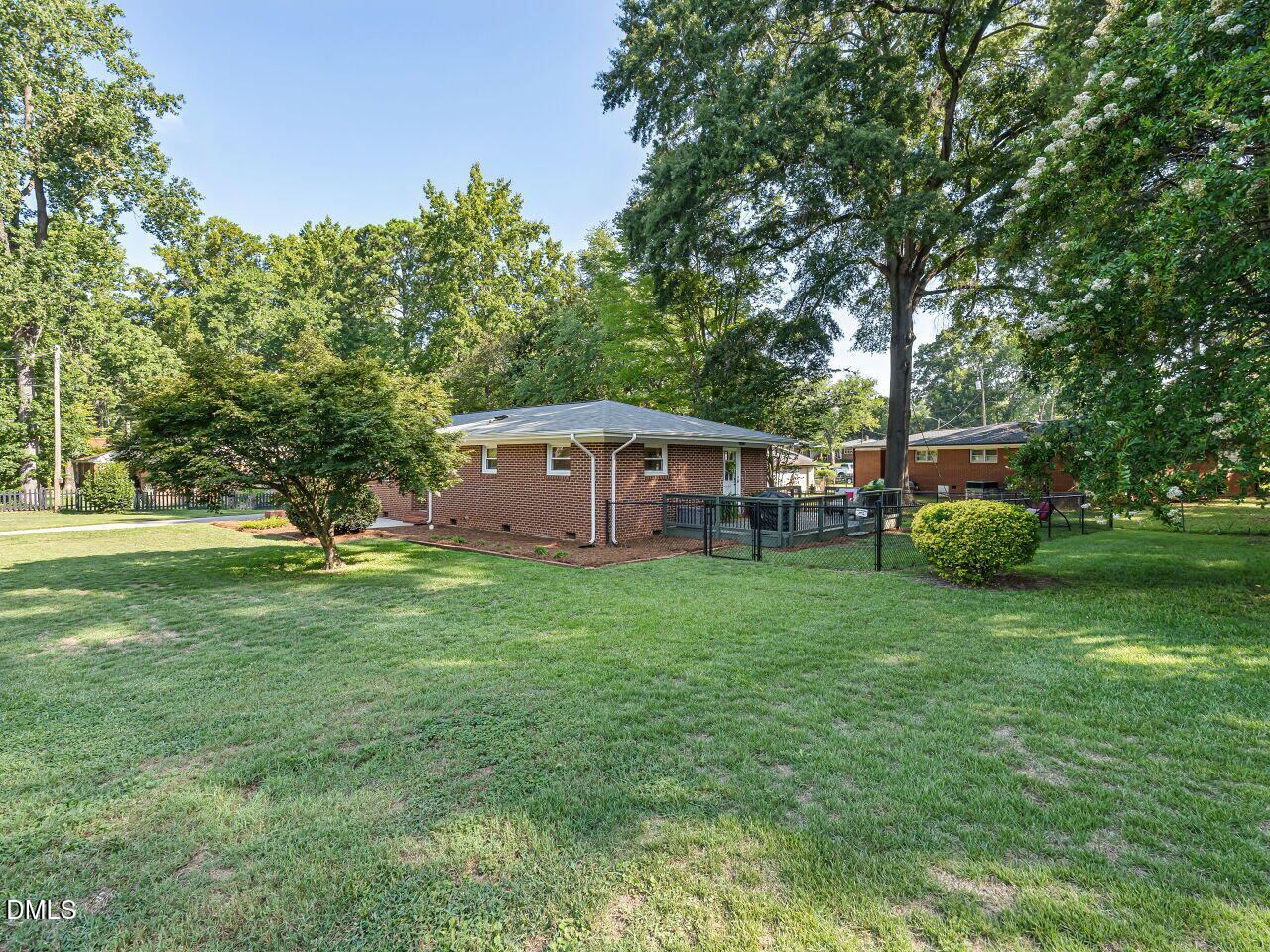 1300 Lakeside Drive Property Photo 24