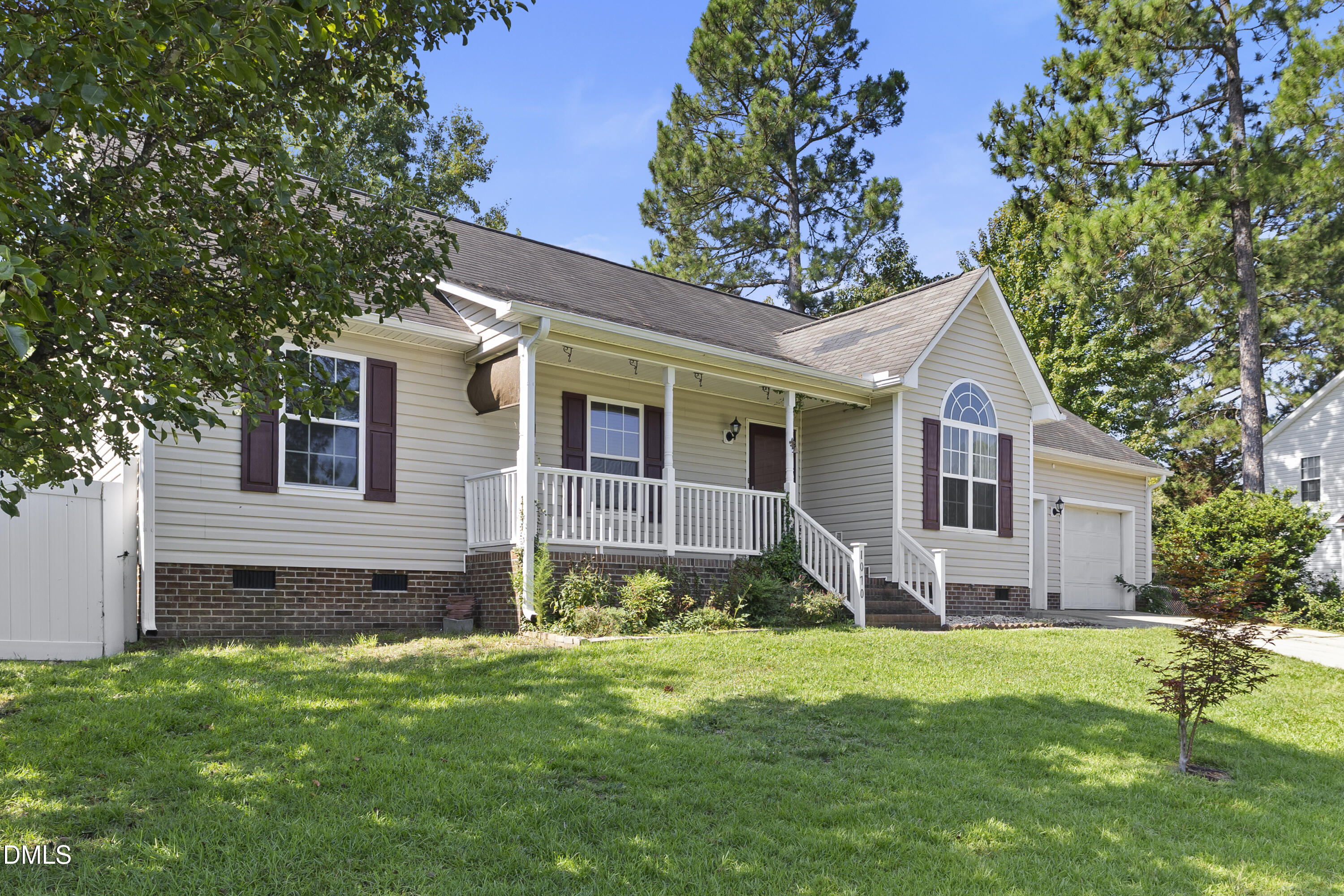 1070 Roundabout Road Property Photo 8
