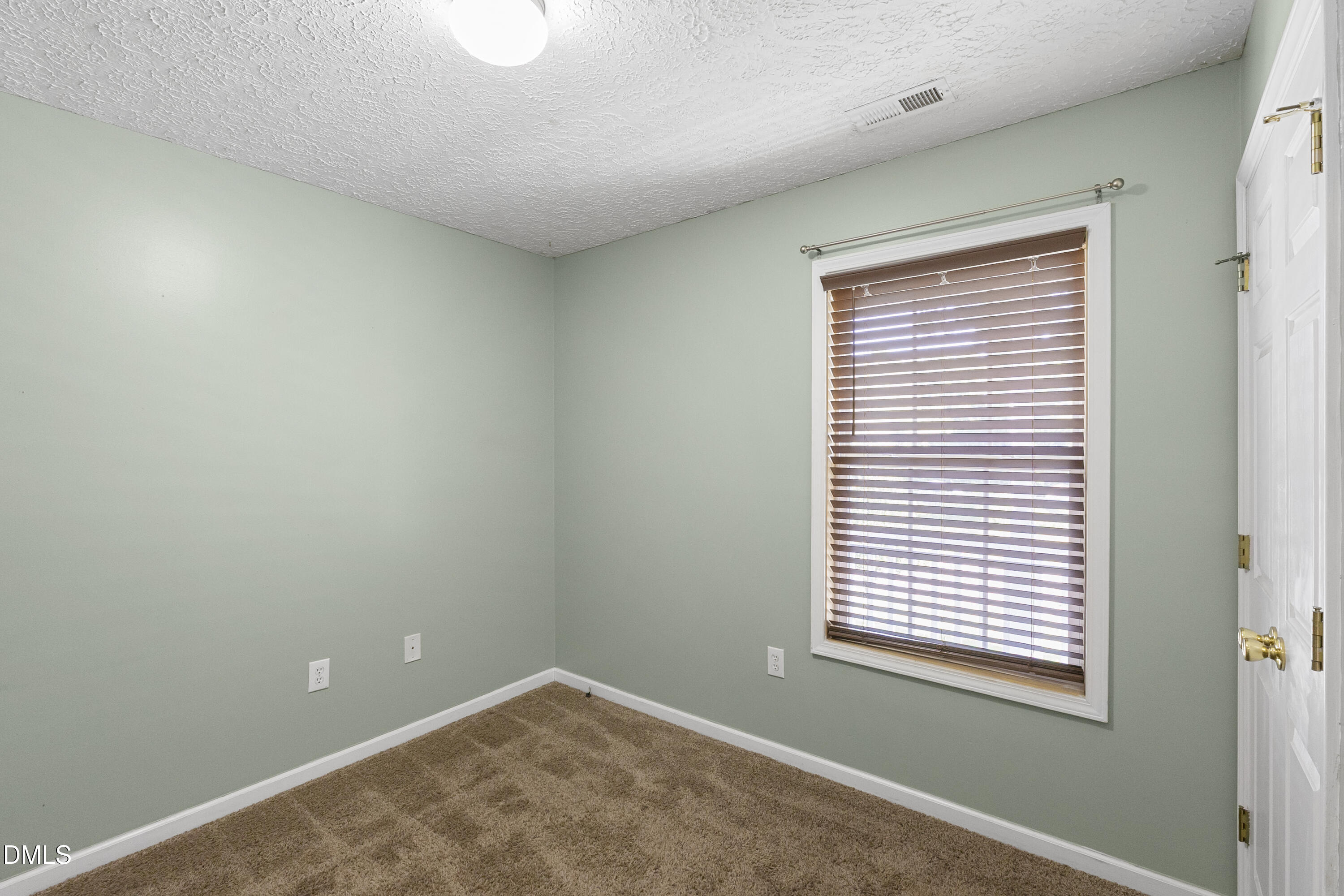 1070 Roundabout Road Property Photo 27