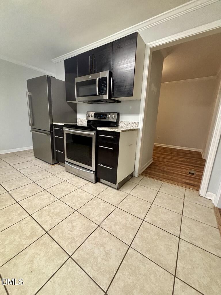2602 Kirby Street Property Photo 4