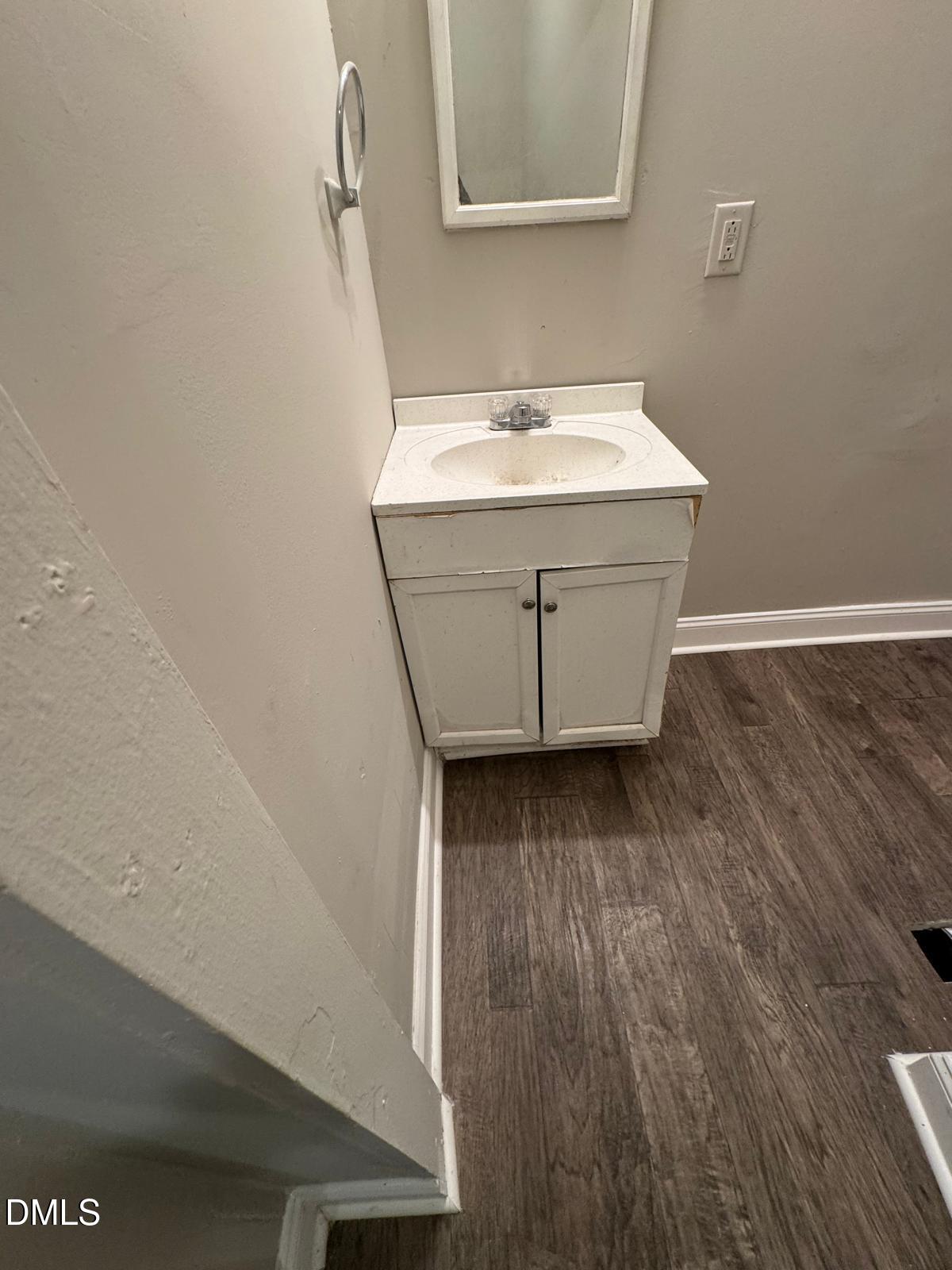 1908 Angier Avenue Property Photo 6