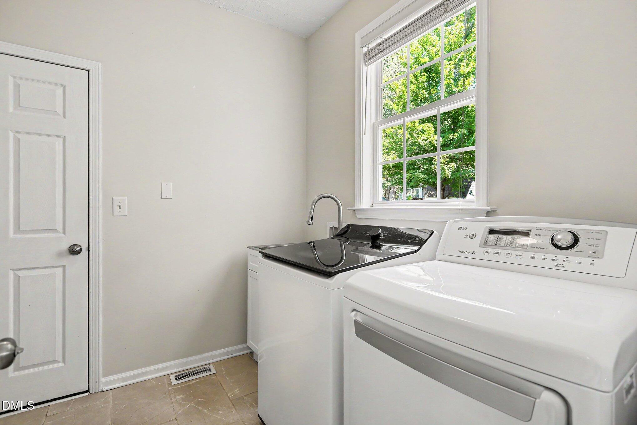 2414 Colony Woods Drive Property Photo 18