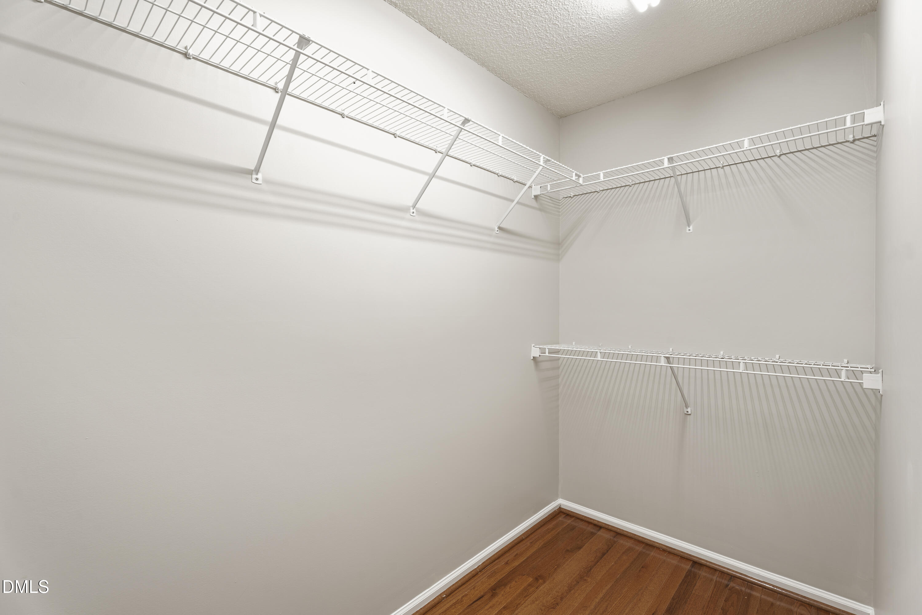 2409 Dunbrook Court Property Photo 16
