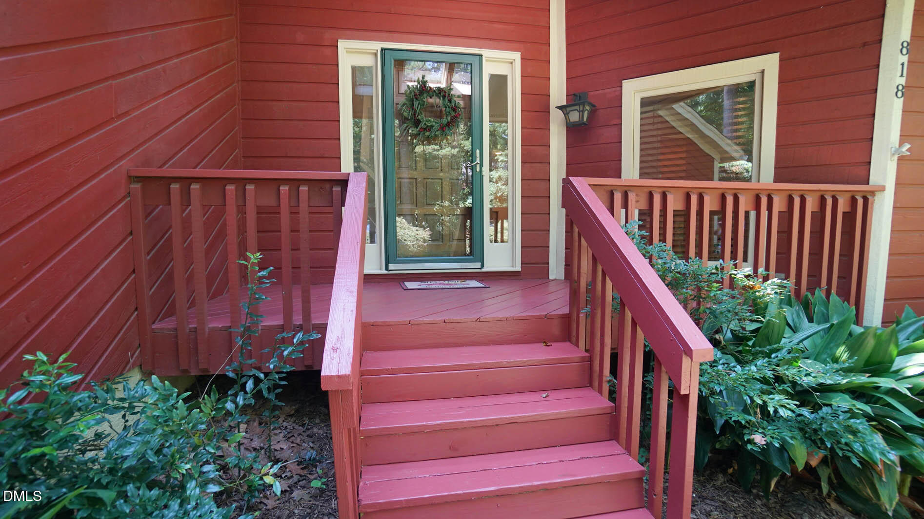 818 Lake Forest Drive Property Photo 14
