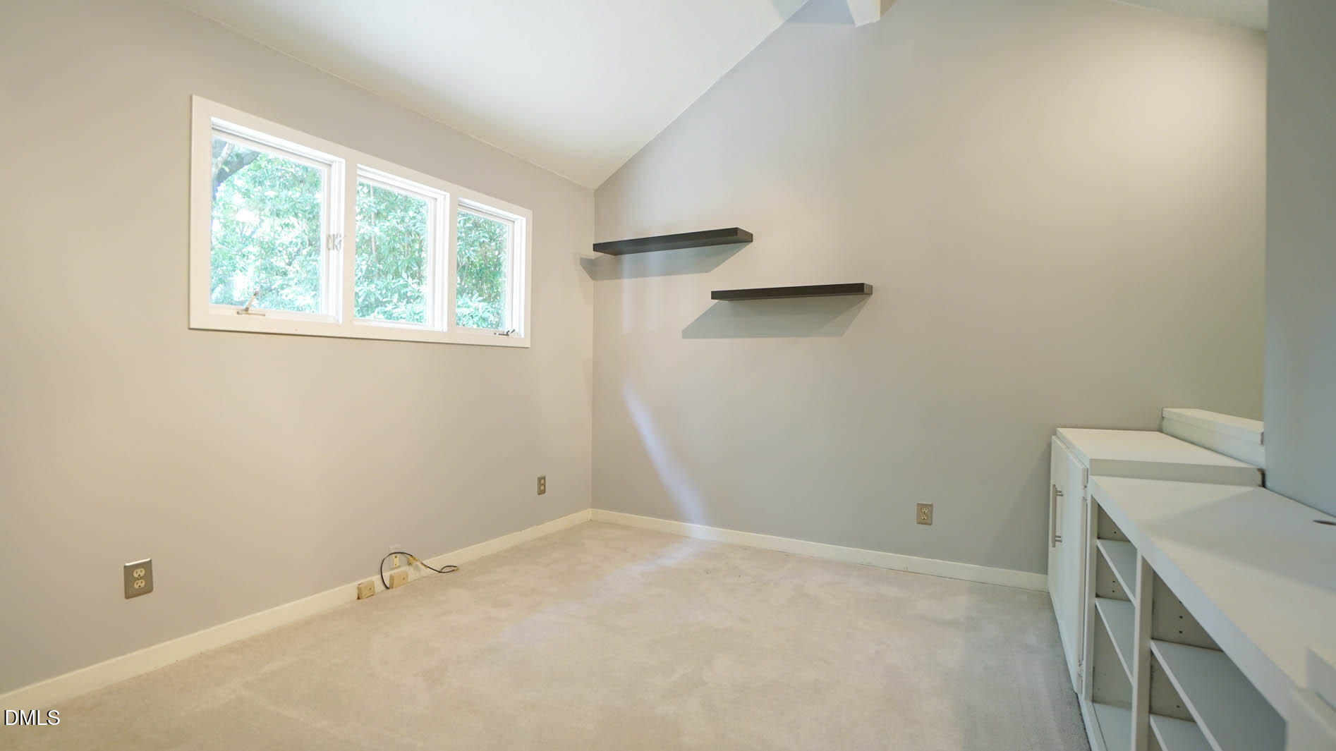 818 Lake Forest Drive Property Photo 41