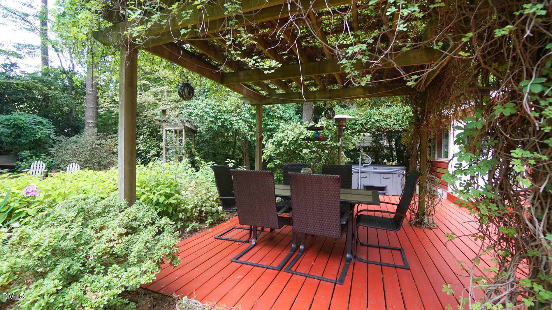 818 Lake Forest Drive Property Photo 50