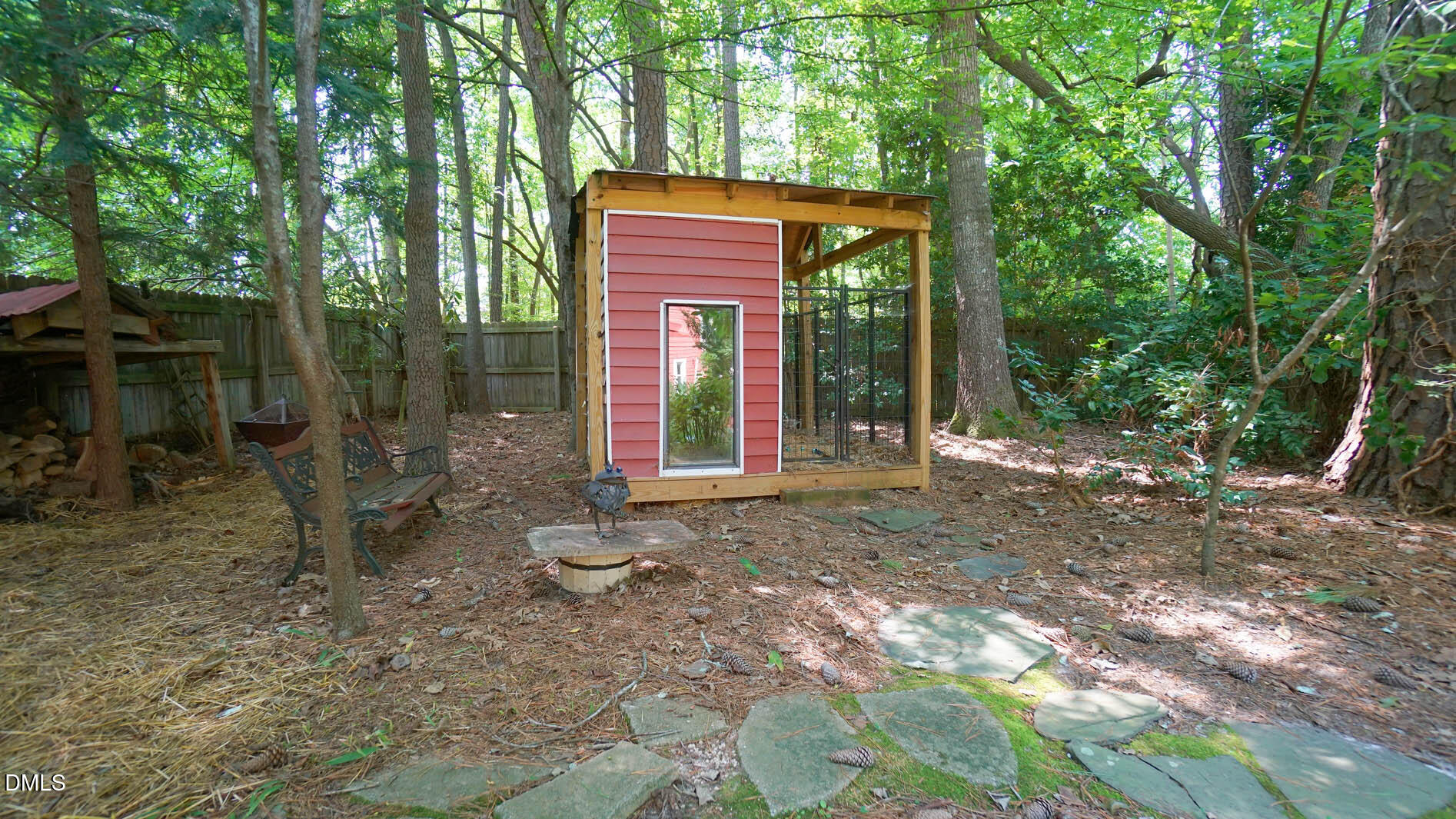 818 Lake Forest Drive Property Photo 53