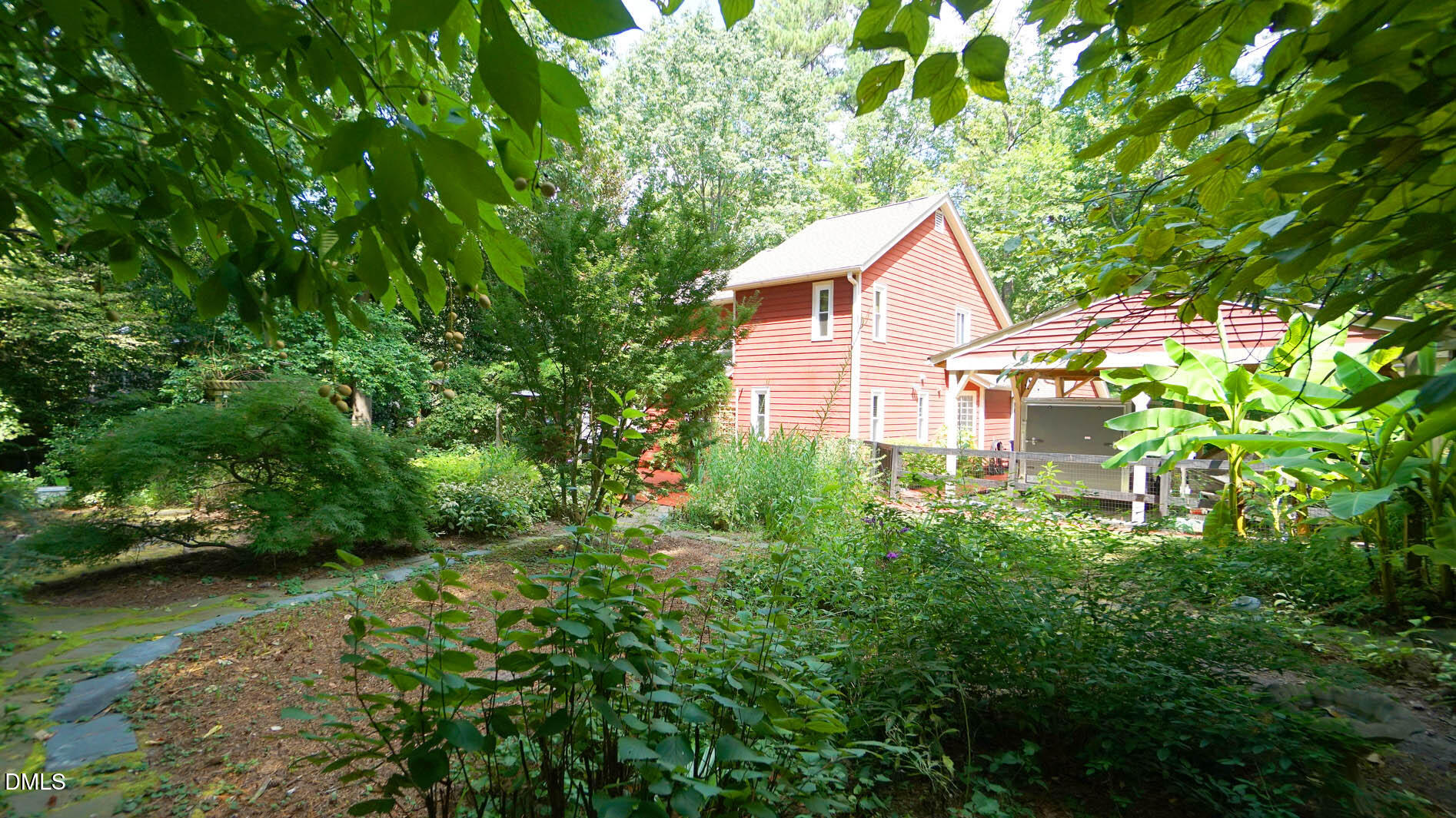 818 Lake Forest Drive Property Photo 55