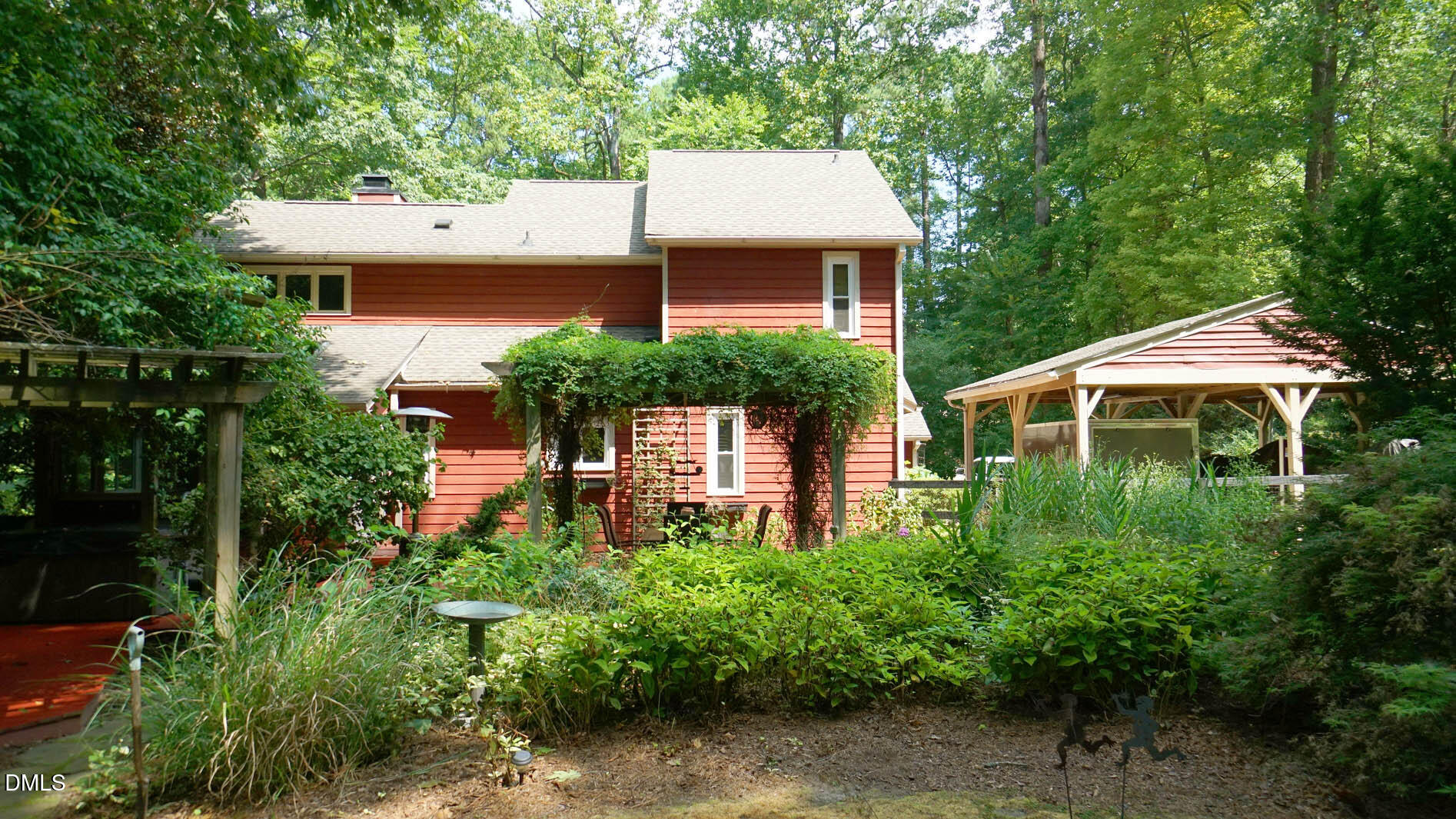 818 Lake Forest Drive Property Photo 57