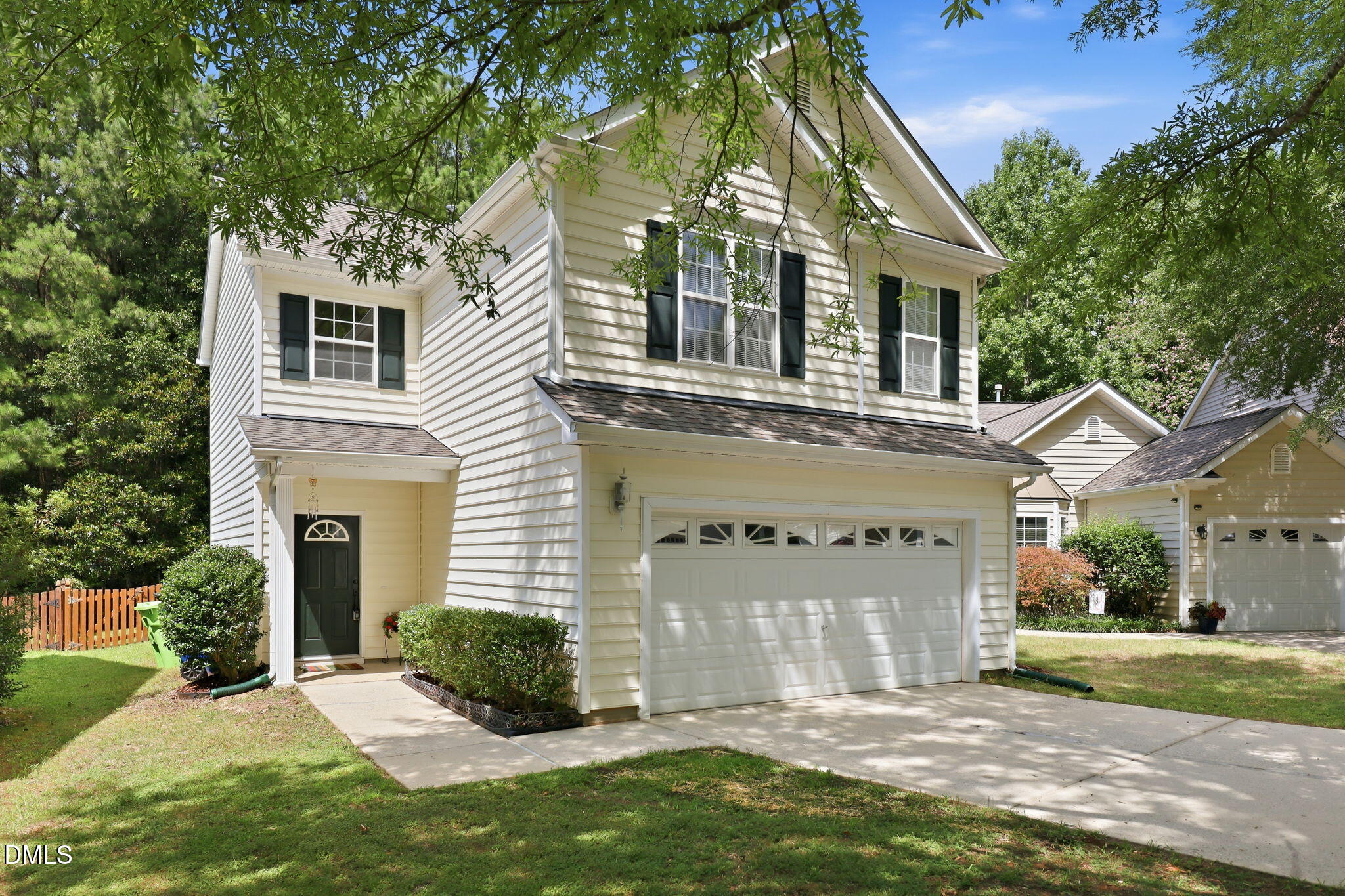 8433 Whisper Ridge Place Property Photo 1