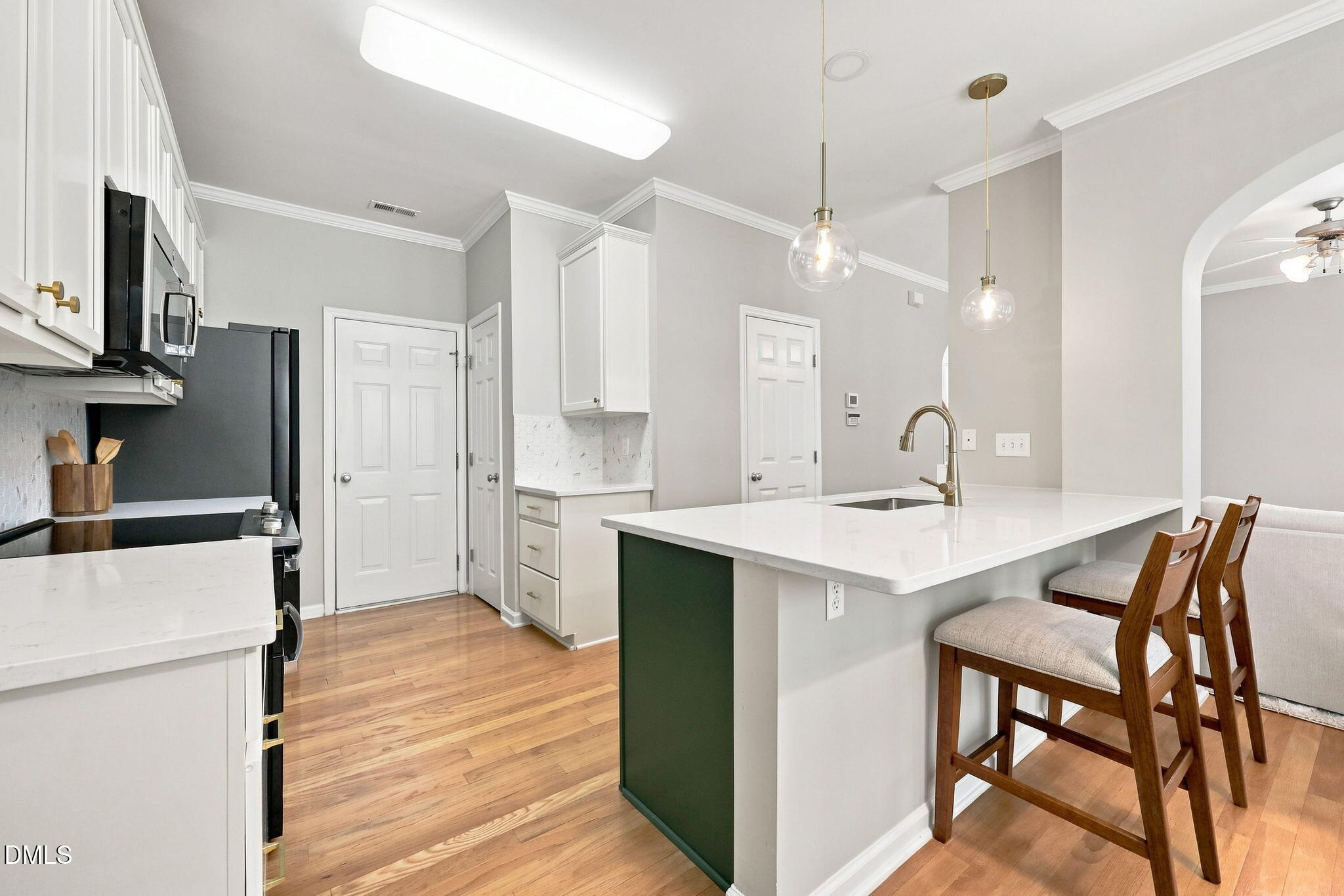 8433 Whisper Ridge Place Property Photo 15